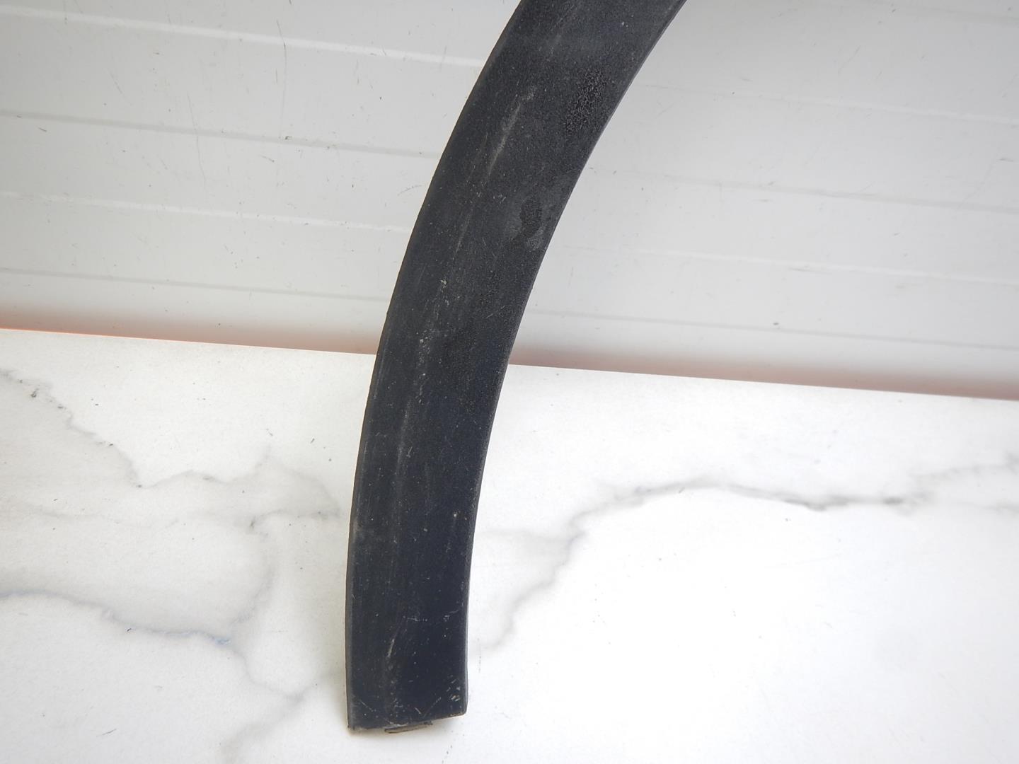 Накладка на крыло