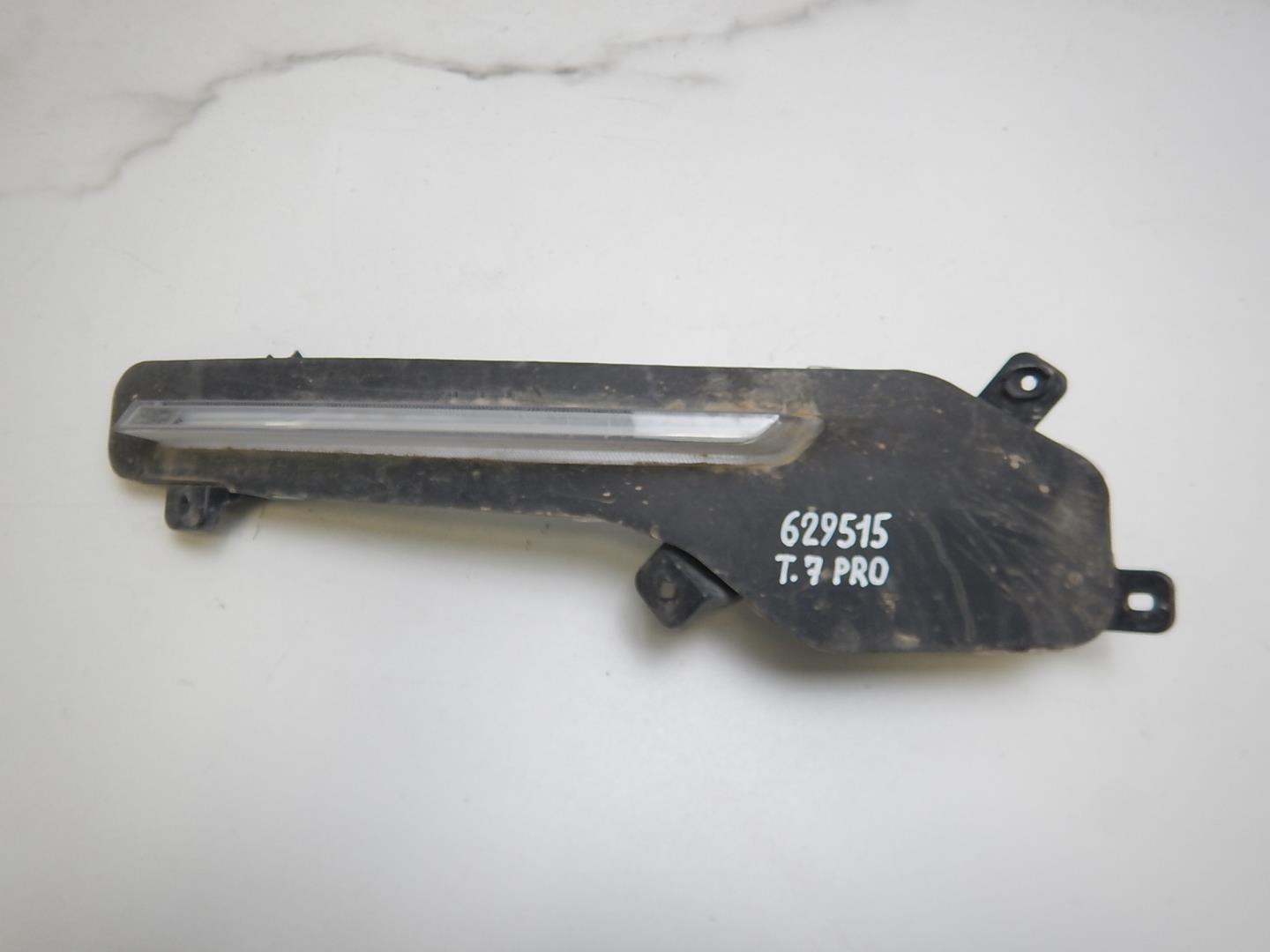 Фара дневного света левая (ходовые огни)