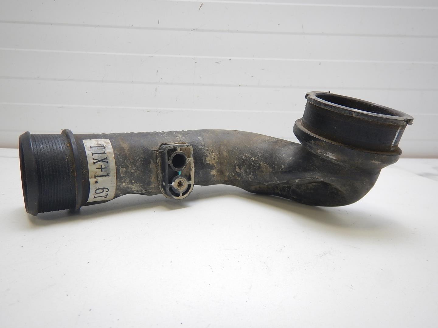 Патрубок интеркулера