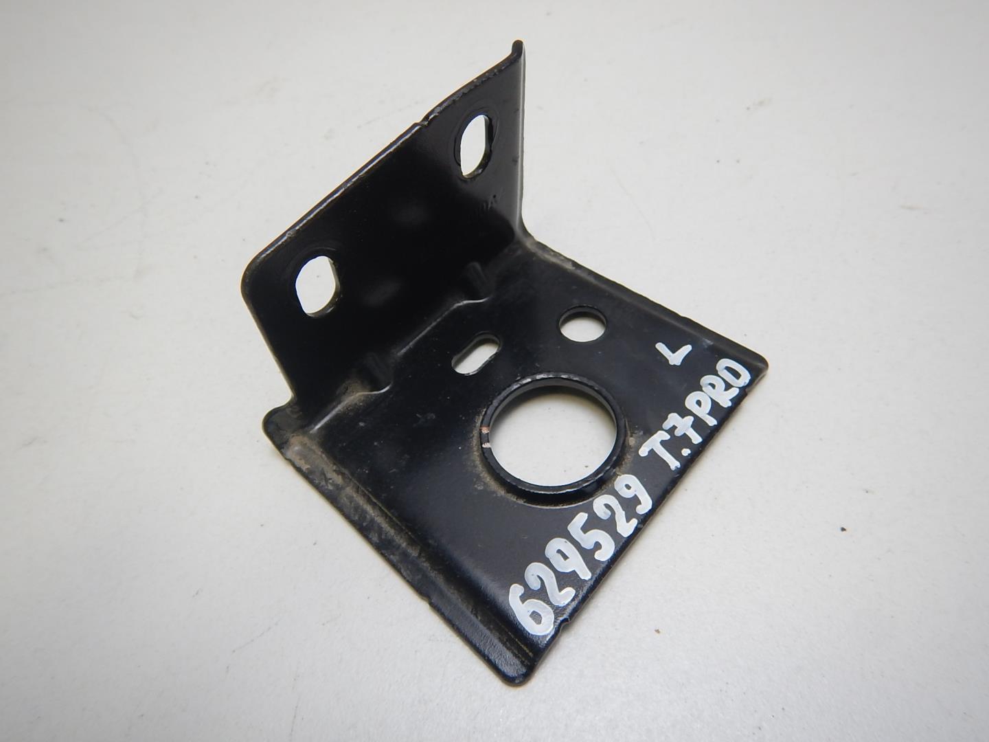 Кронштейн радиатора