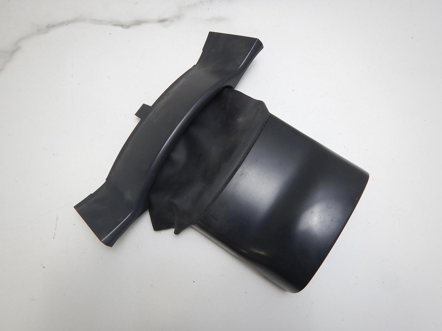 Кожух рулевой колонки