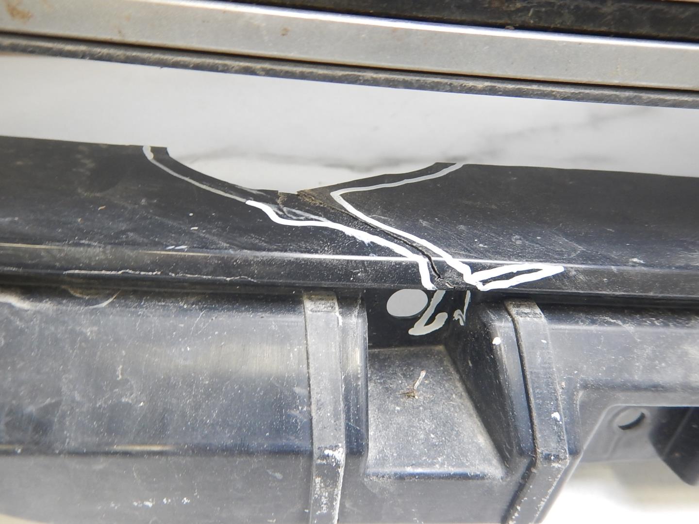 Решетка радиатора