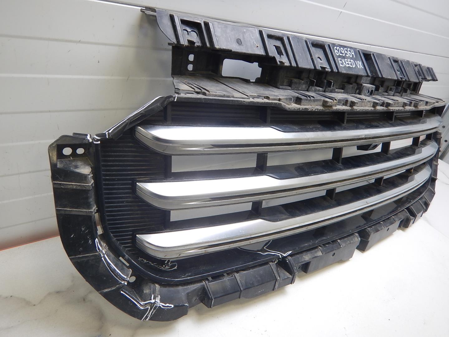 Решетка радиатора