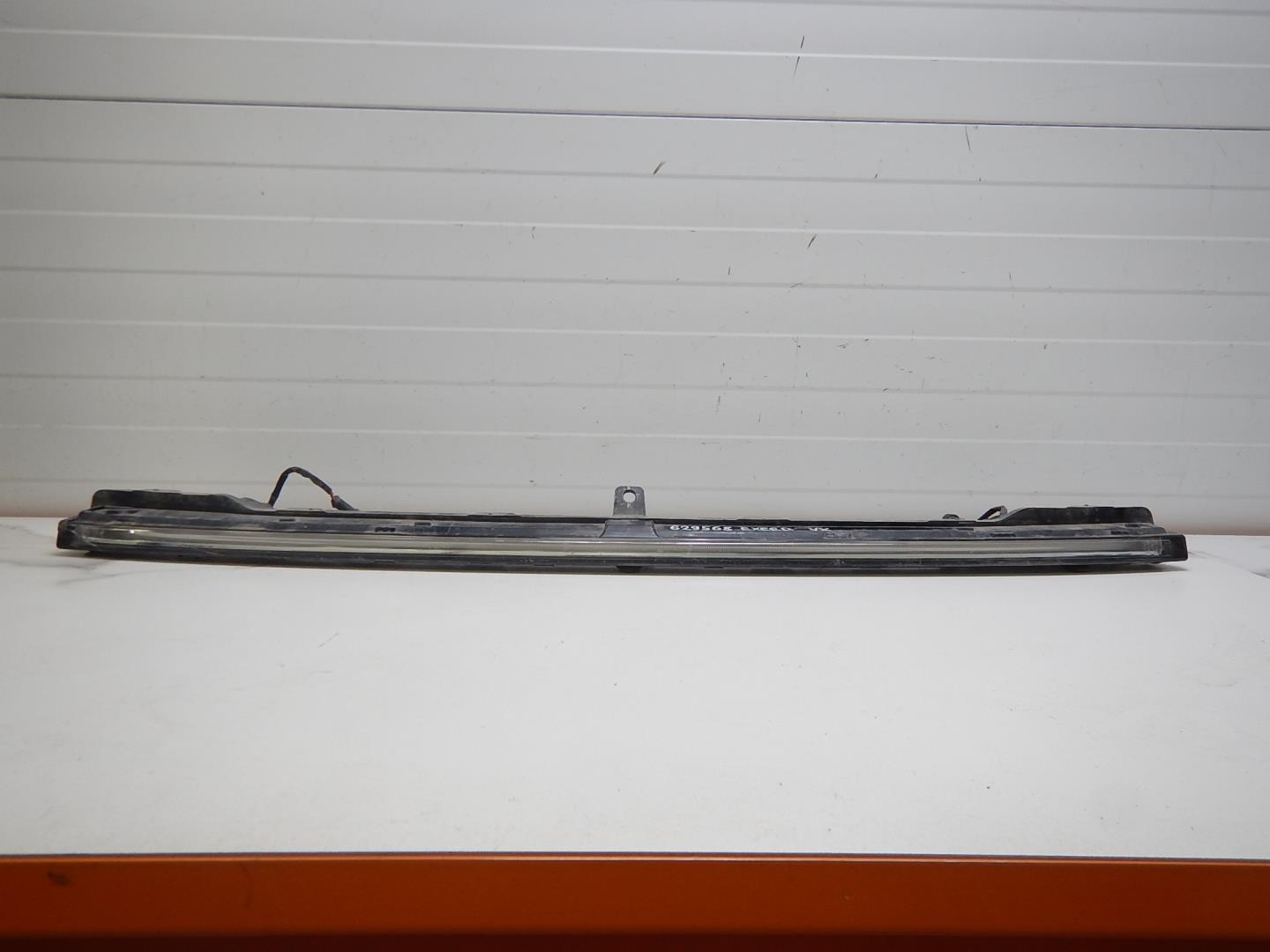 Фара дневного света левая (ходовые огни)