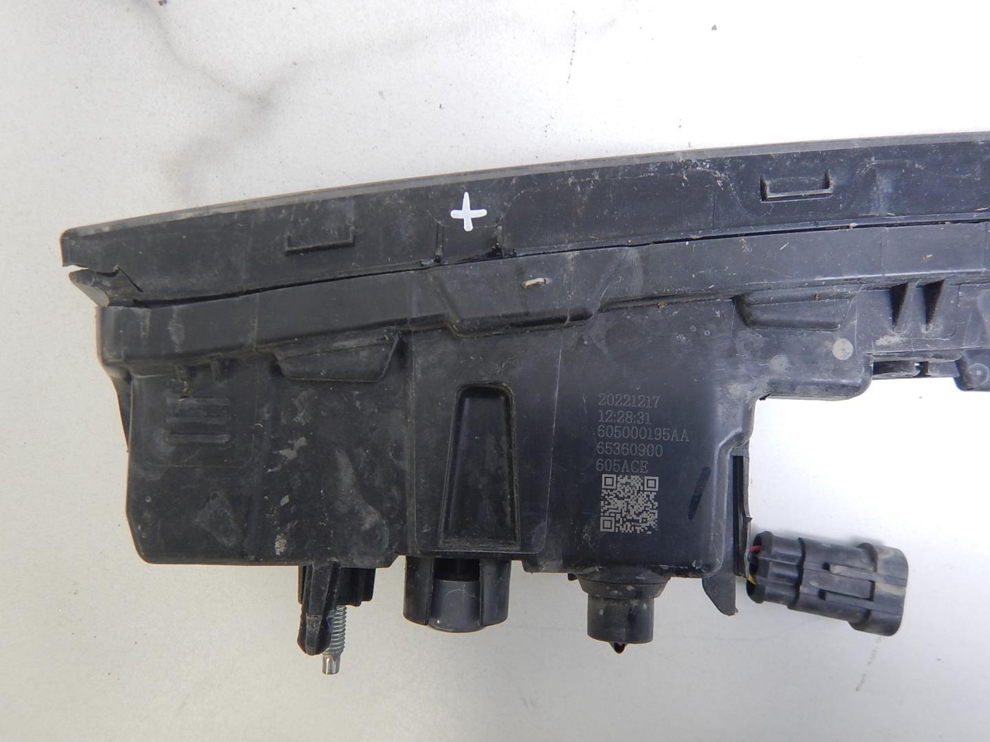 Фара дневного света левая (ходовые огни)