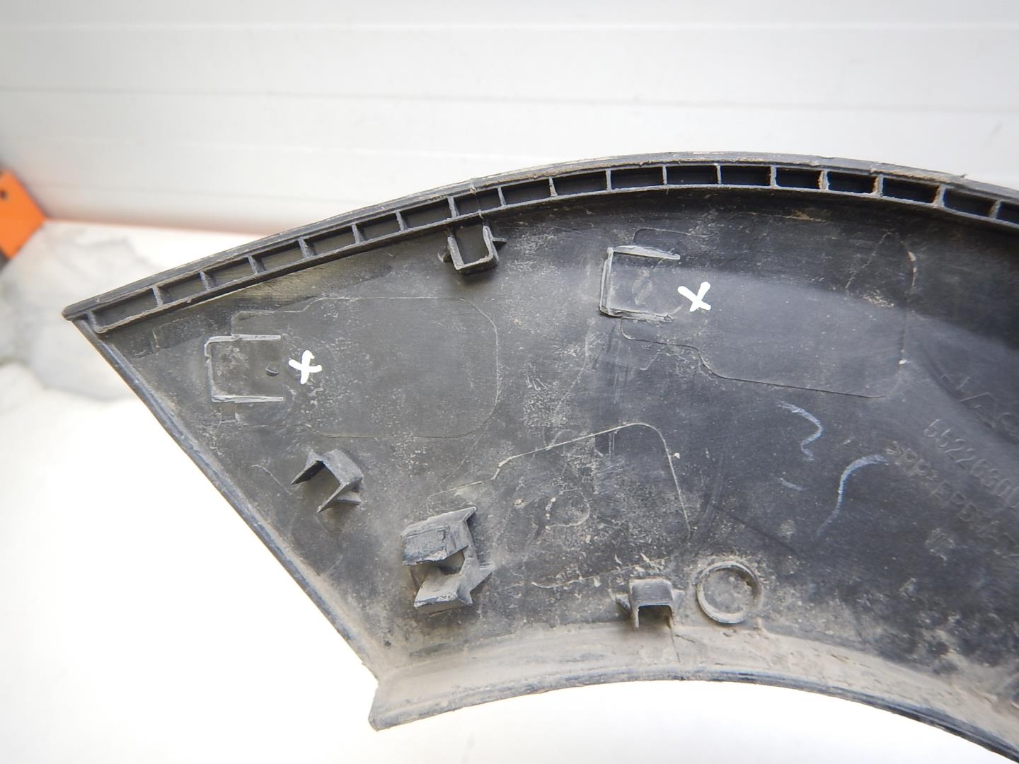 Накладка на крыло