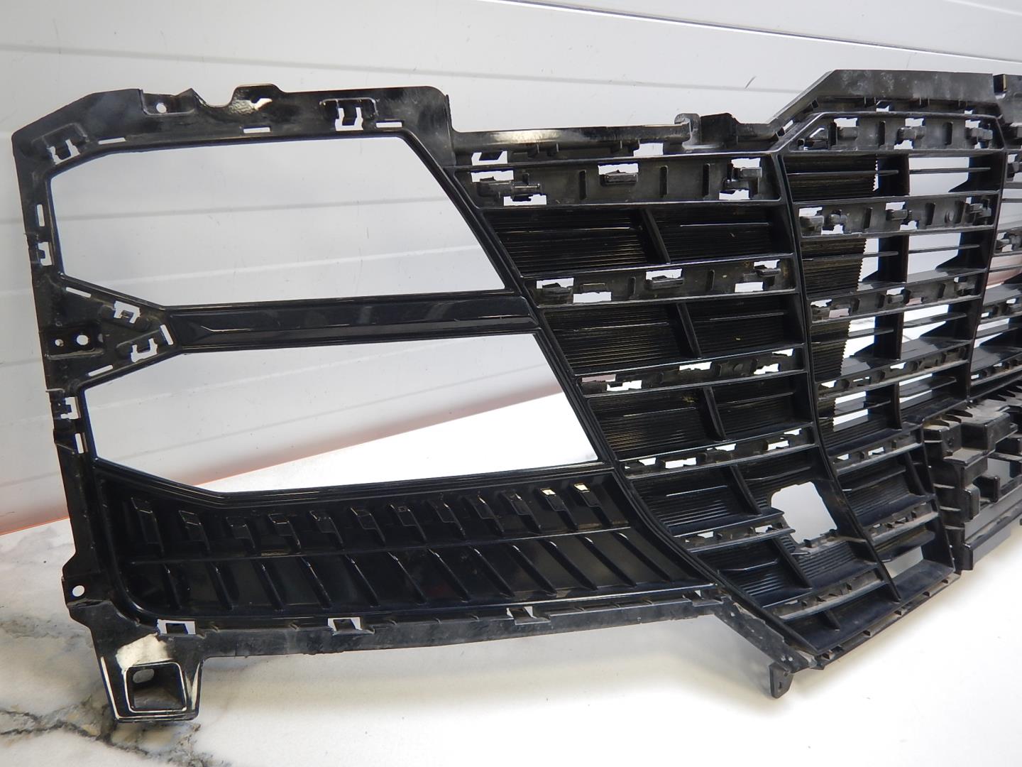 Решетка радиатора