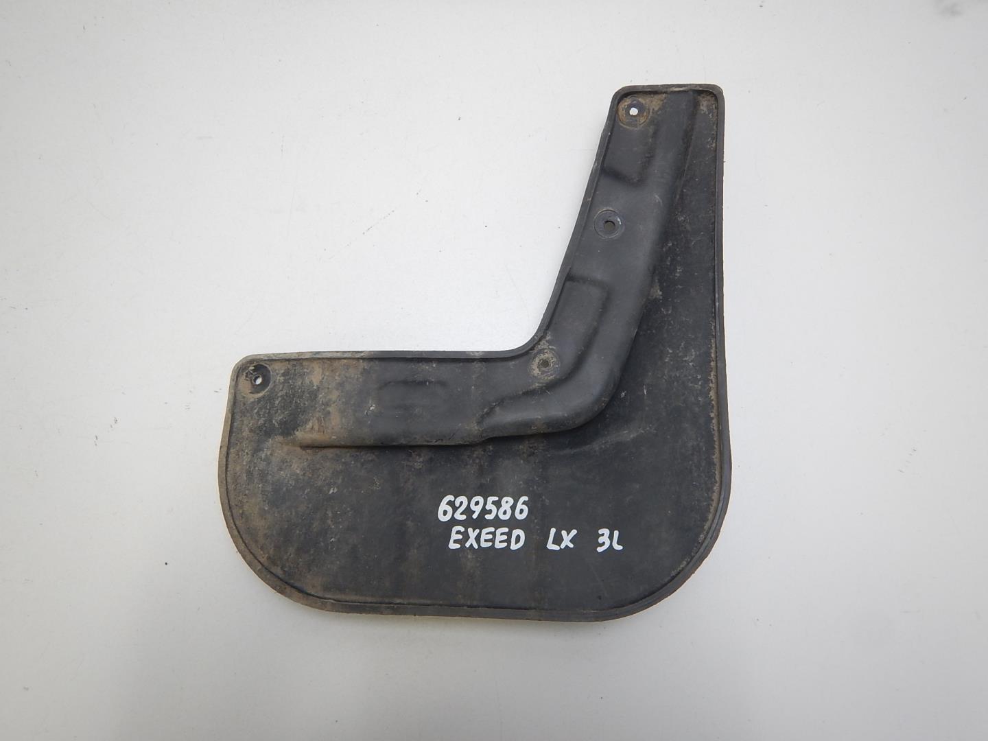 Брызговик задний левый