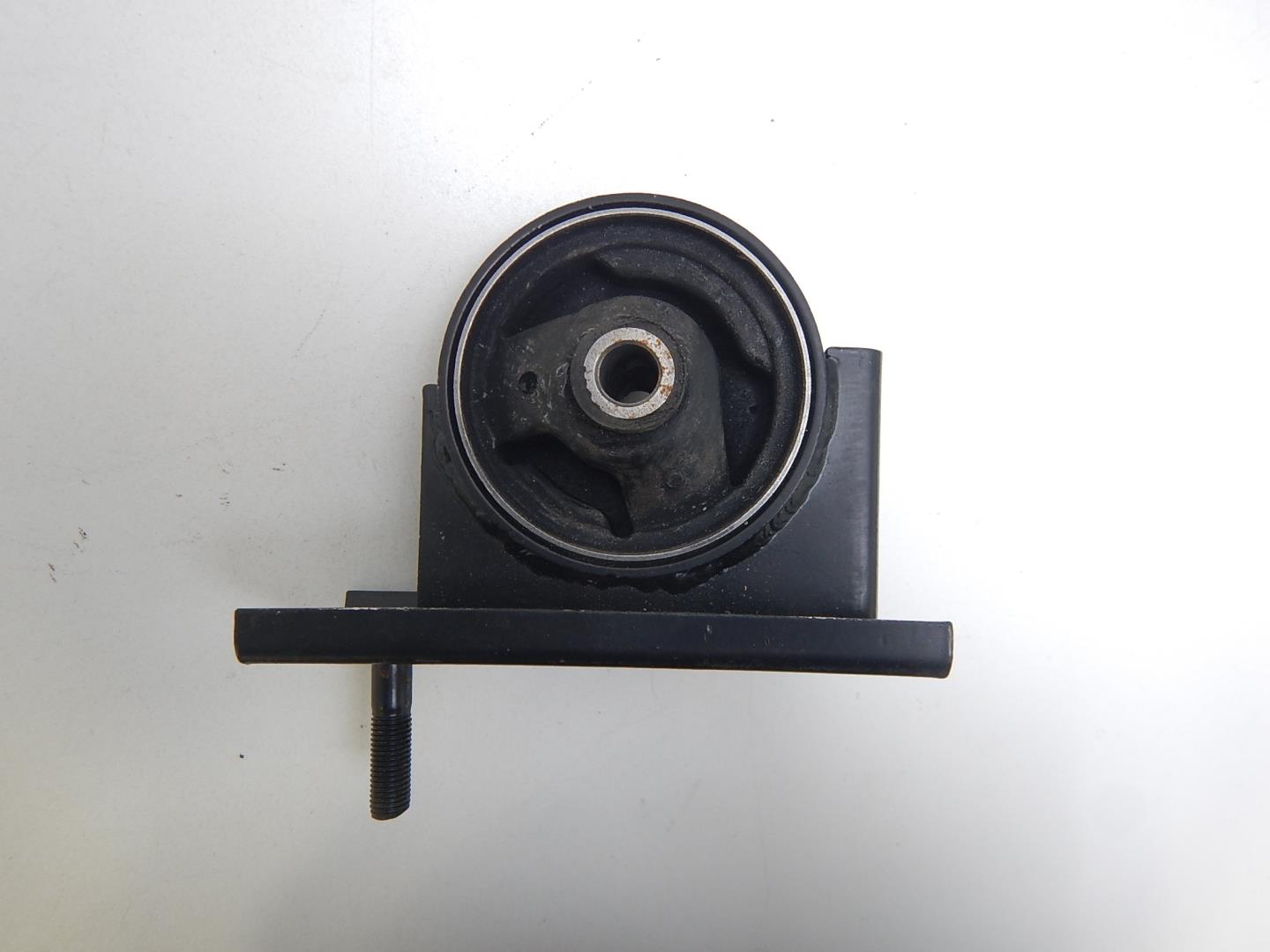 Опора двигателя задняя