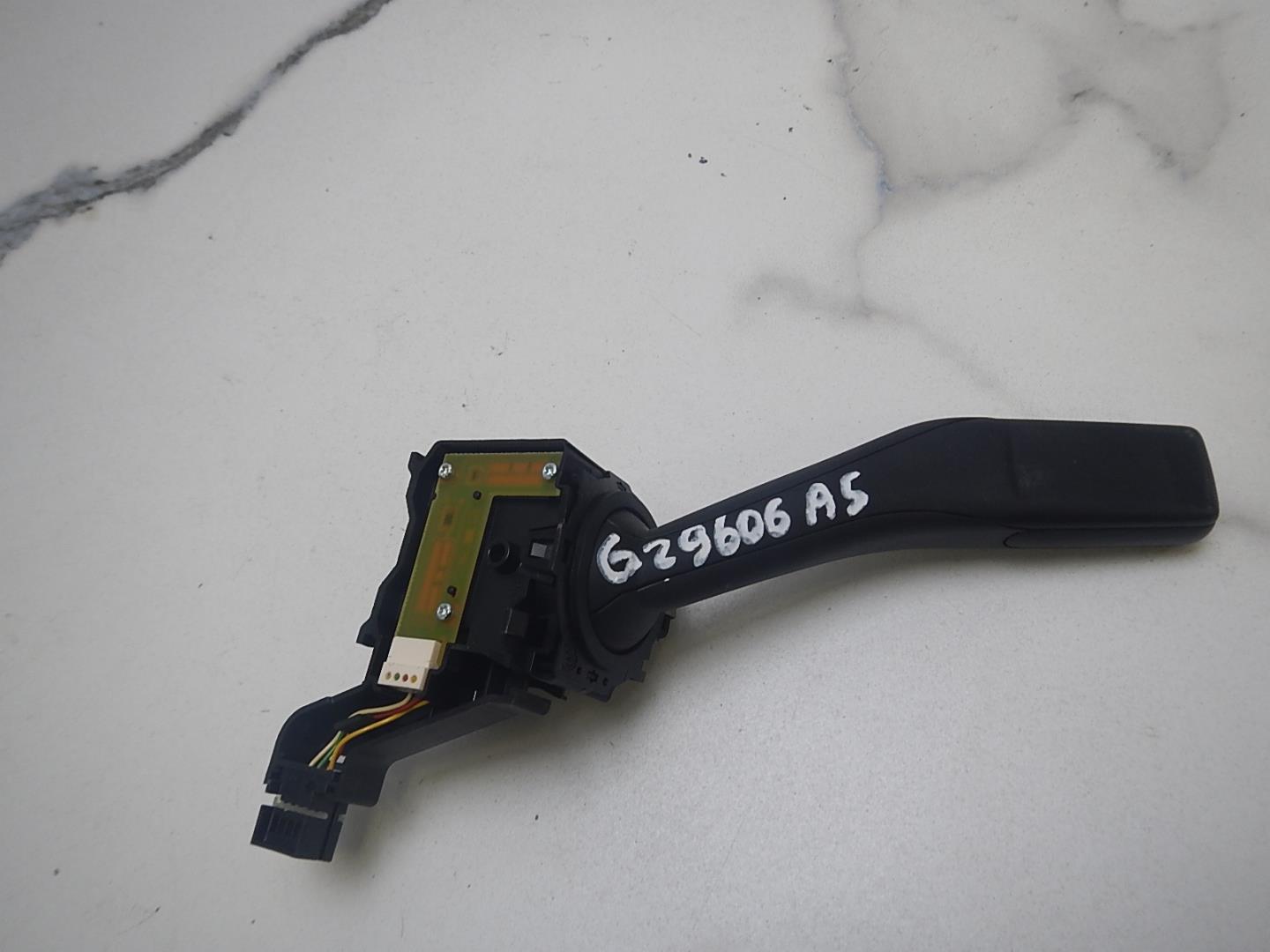 Переключатель поворотов подрулевой