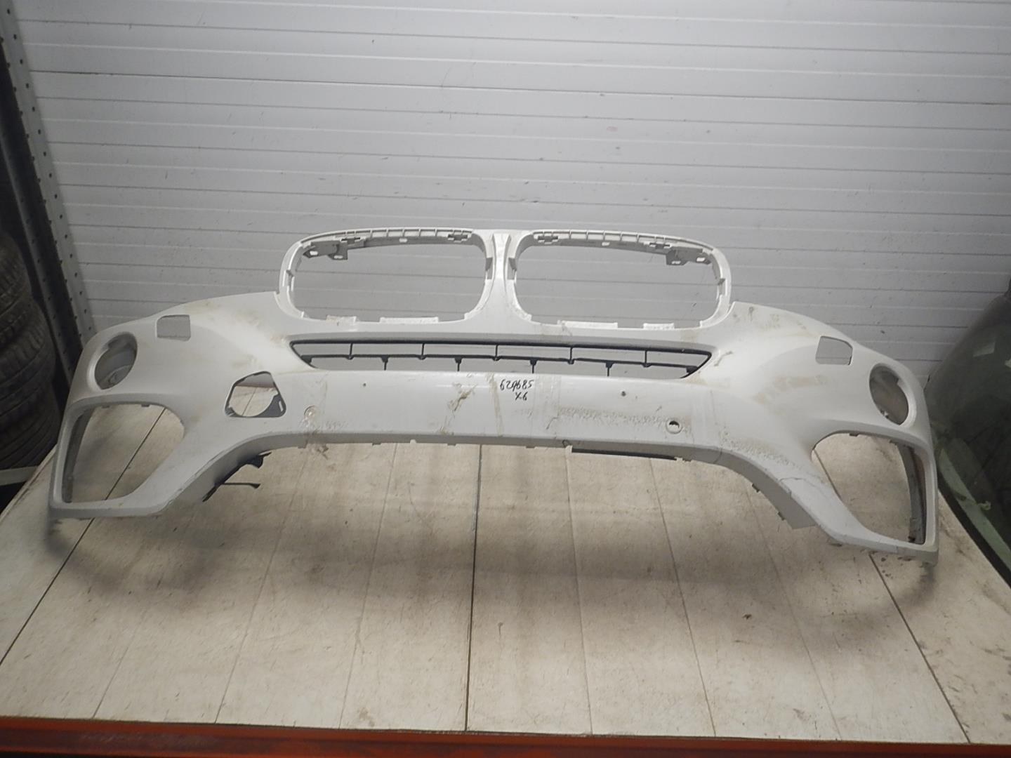 Бампер передний