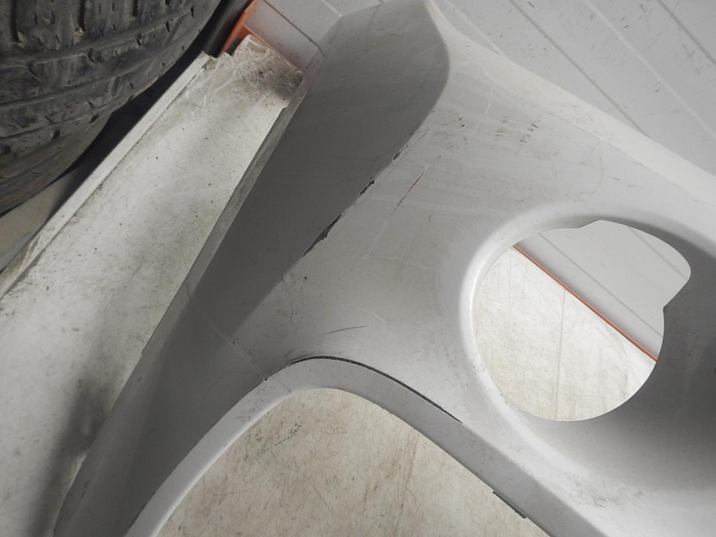 Бампер передний