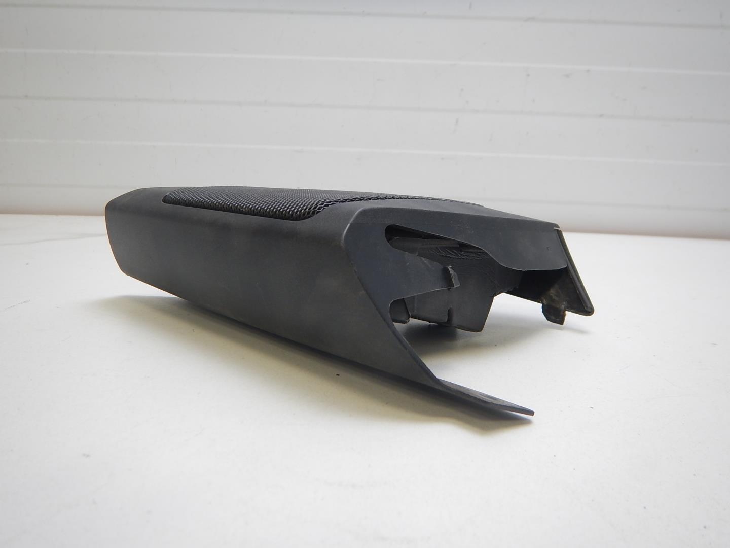 Крышка зеркала внутренняя правая