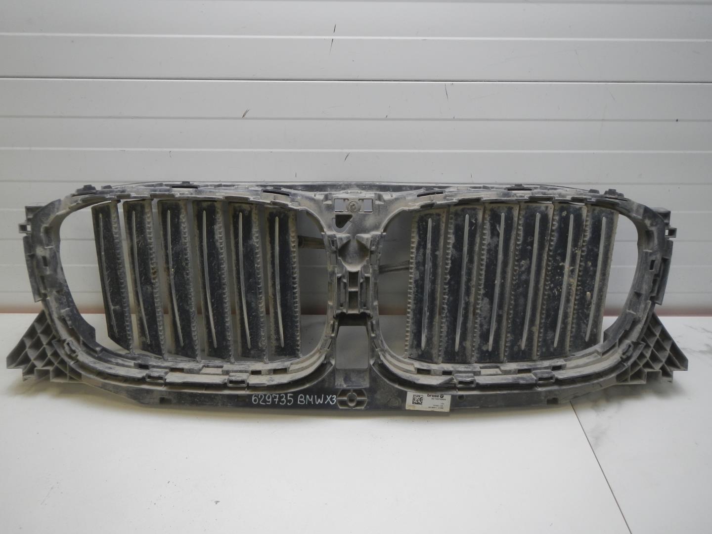 Решетка радиатора