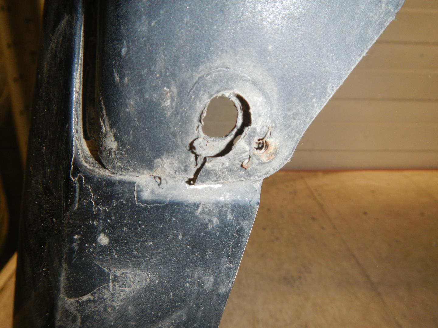 Бампер задний