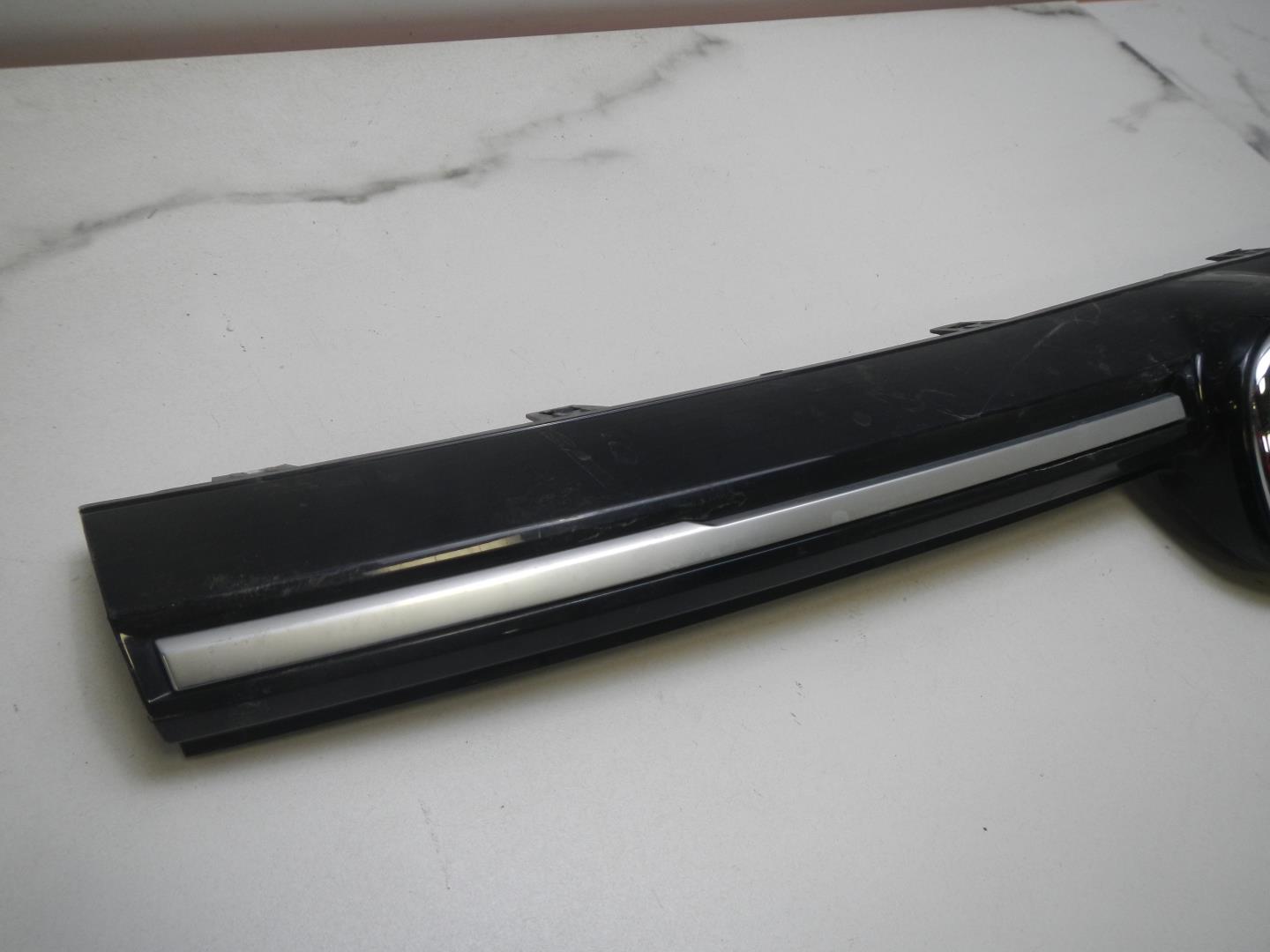 Накладка на решетку радиатора