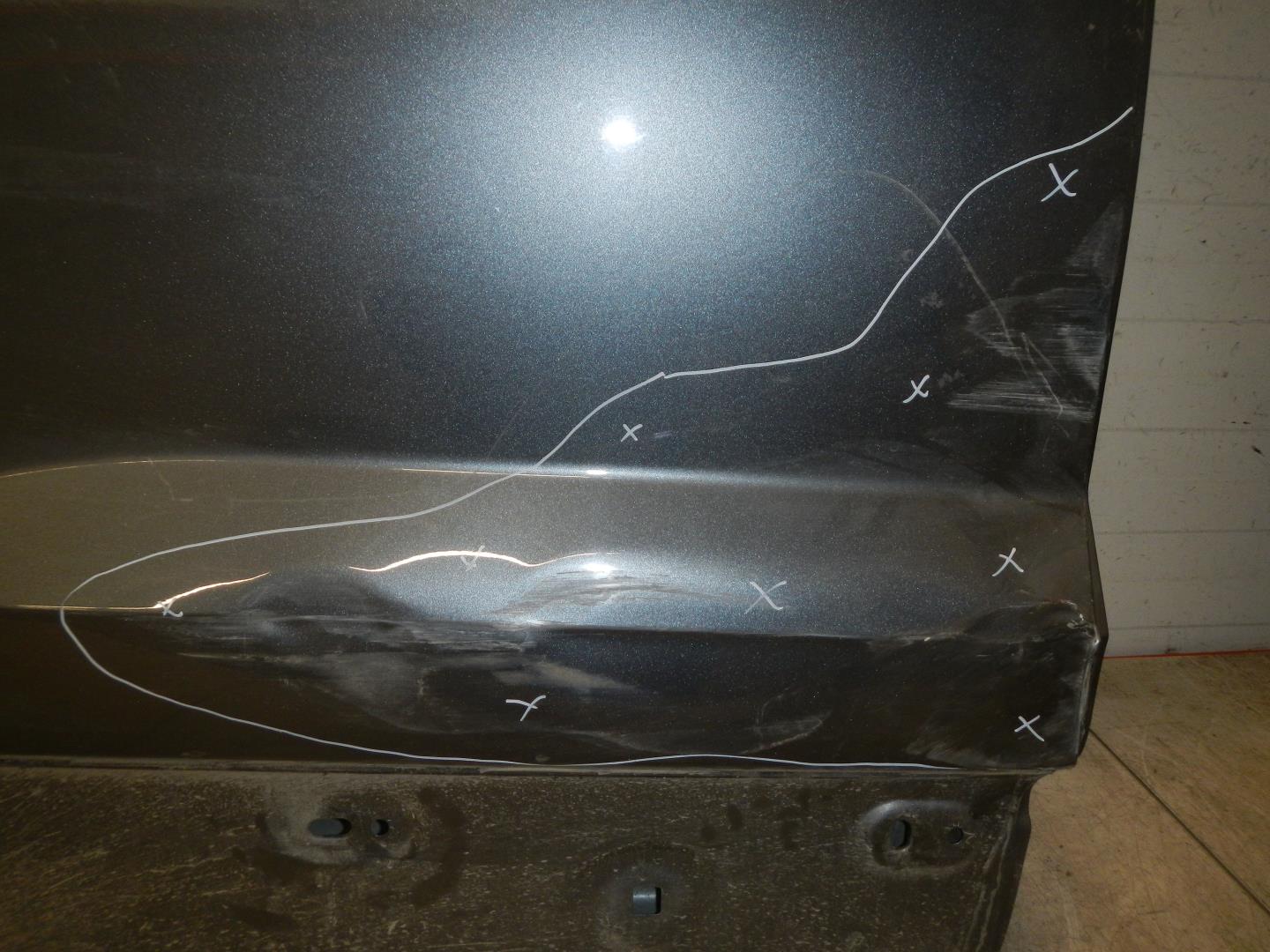 Дверь задняя правая