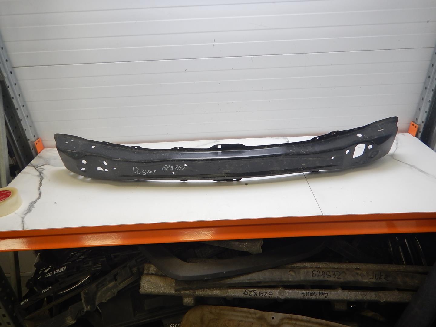 Усилитель переднего бампера