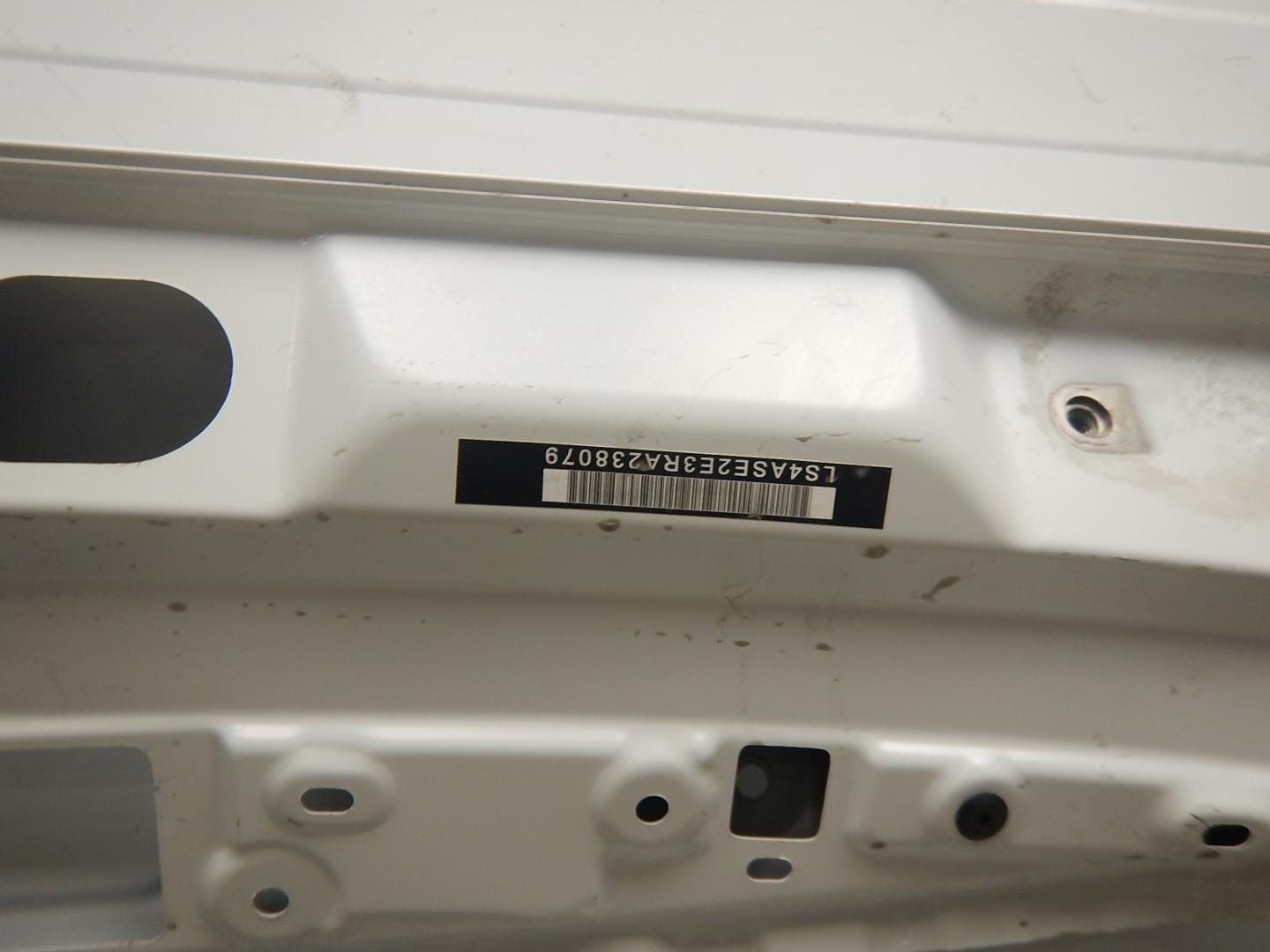 Дверь багажника