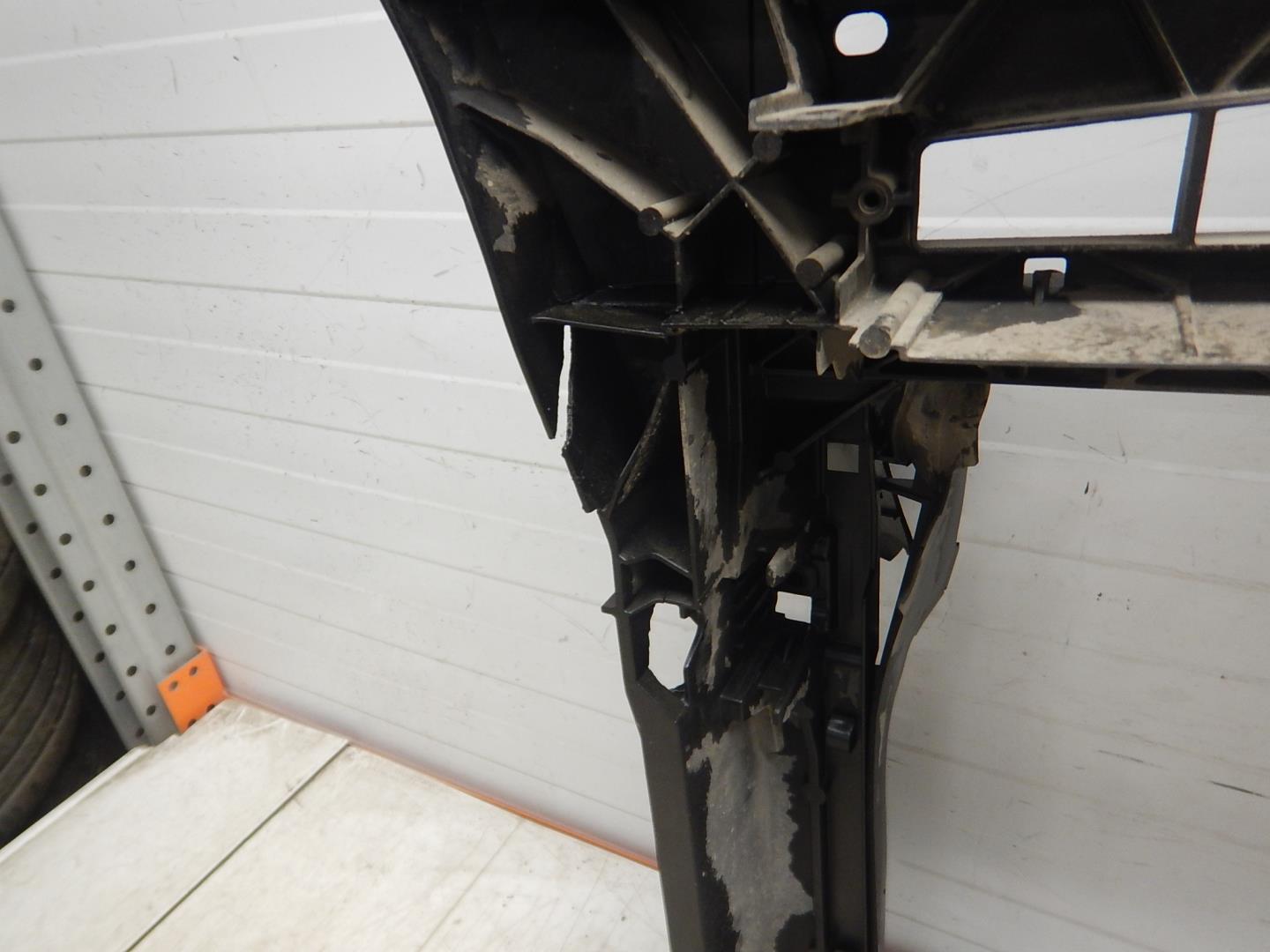 Панель передняя (телевизор)