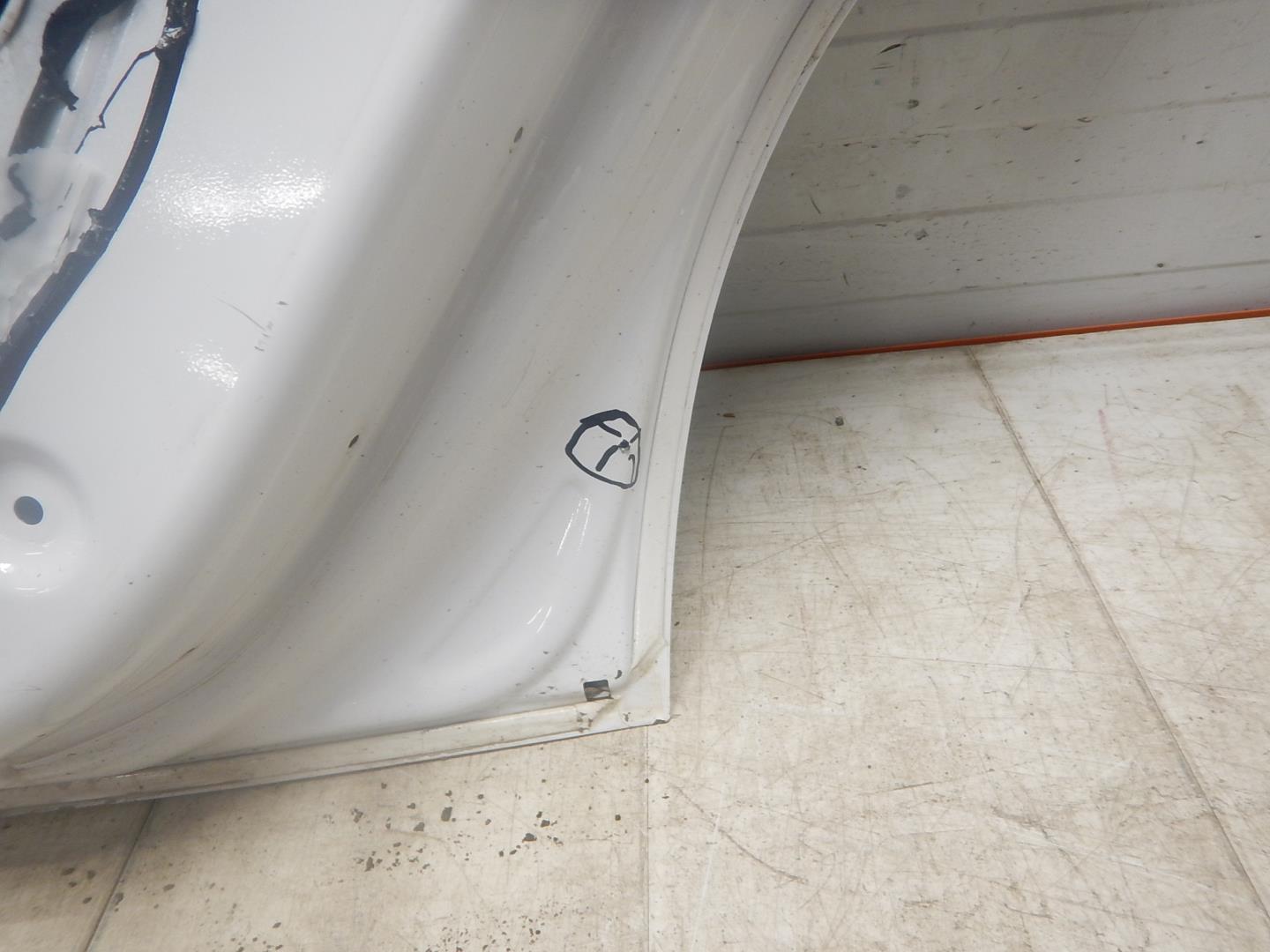 Дверь задняя правая