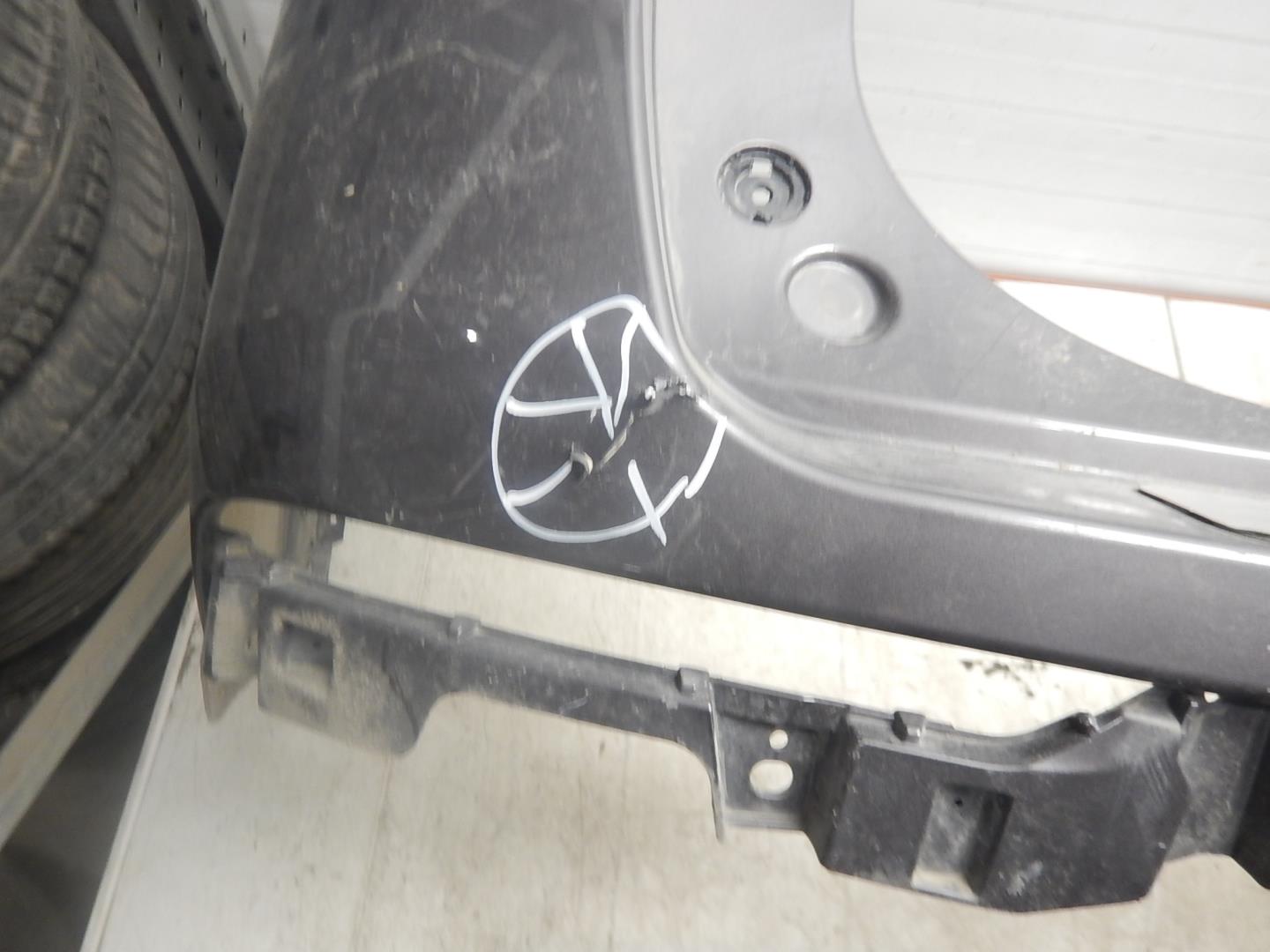 Бампер задний