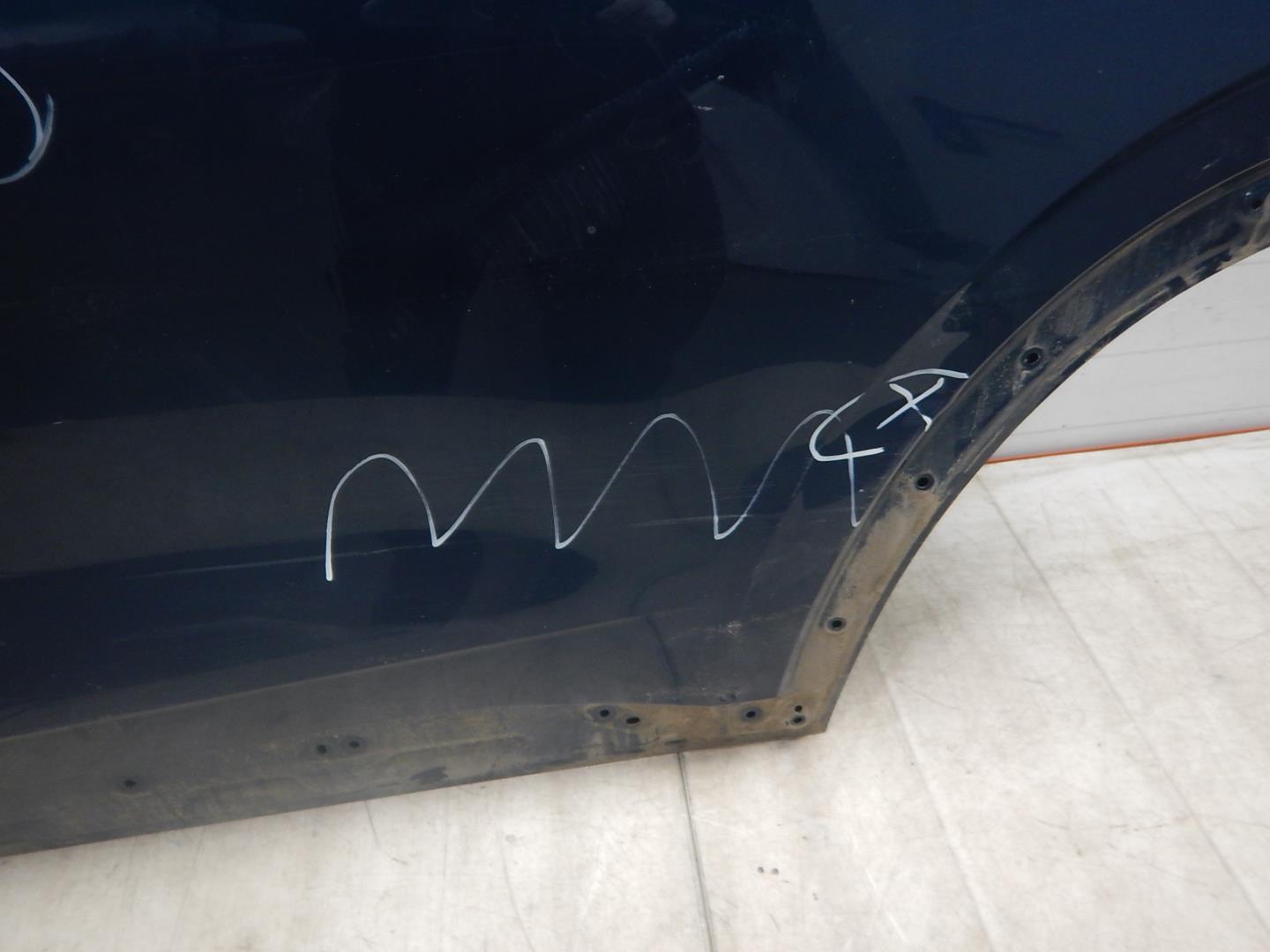 Дверь задняя левая