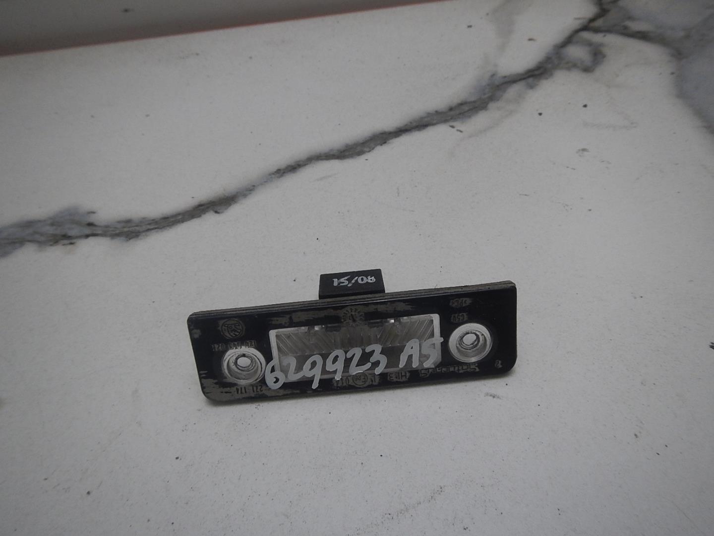 Фонарь подсветки номера