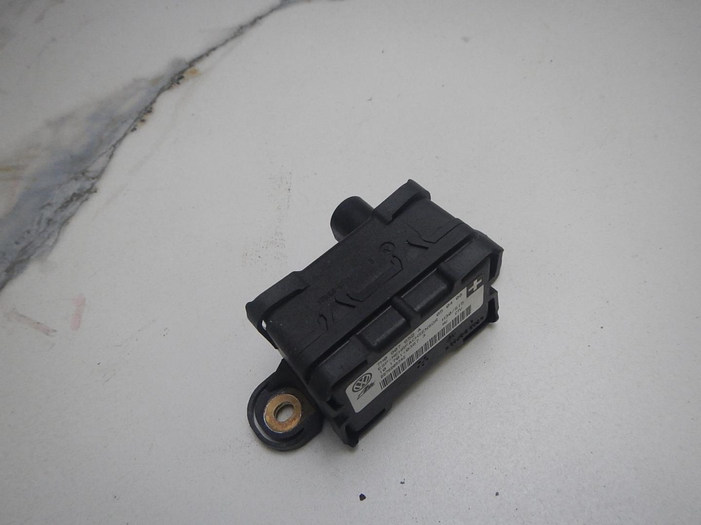 Датчик ускорения