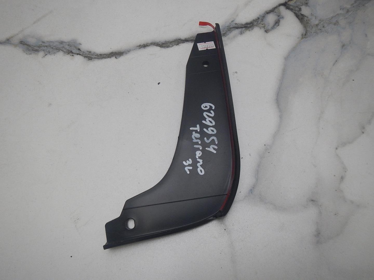 Брызговик задний левый