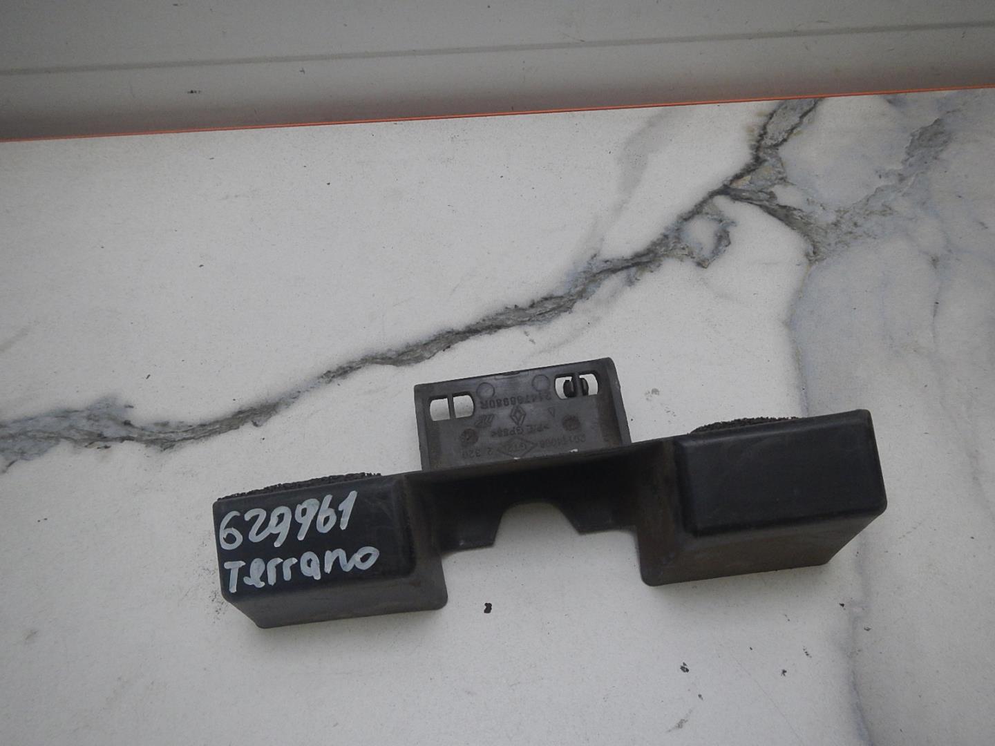 Кронштейн радиатора