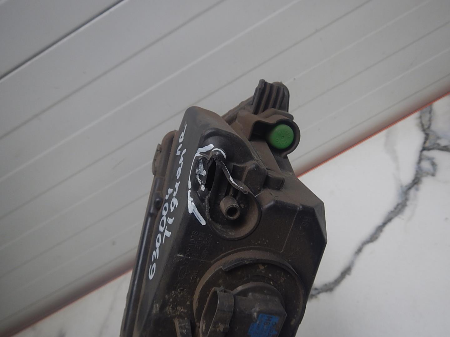 Фара противотуманная правая