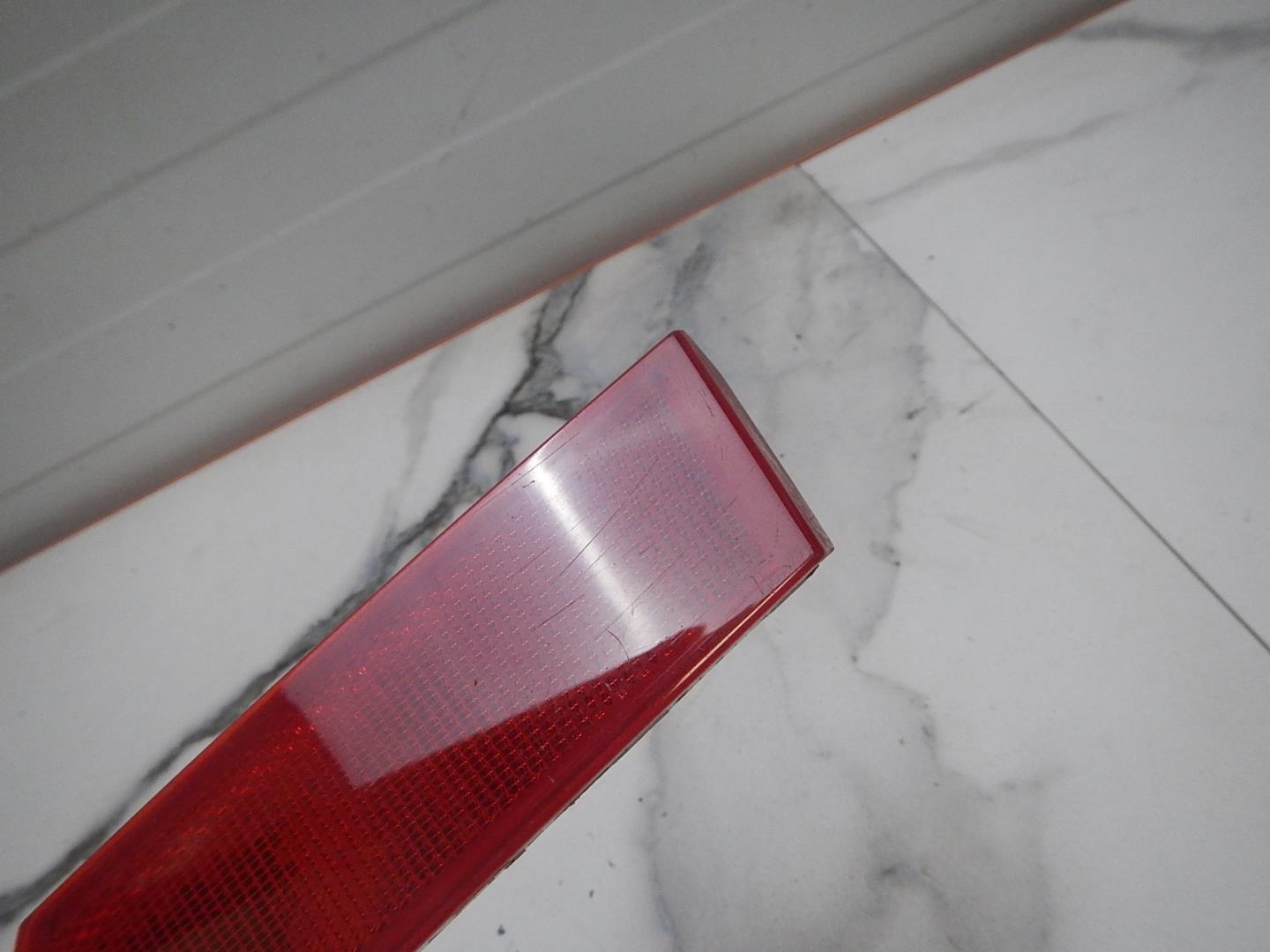 Отражатель в бампер задний правый