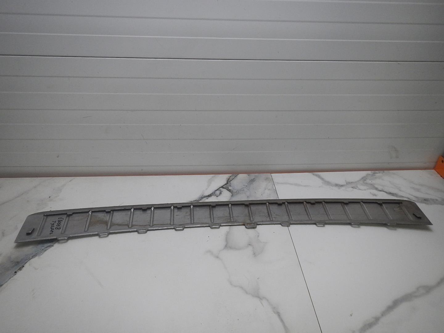 Накладка заднего бампера