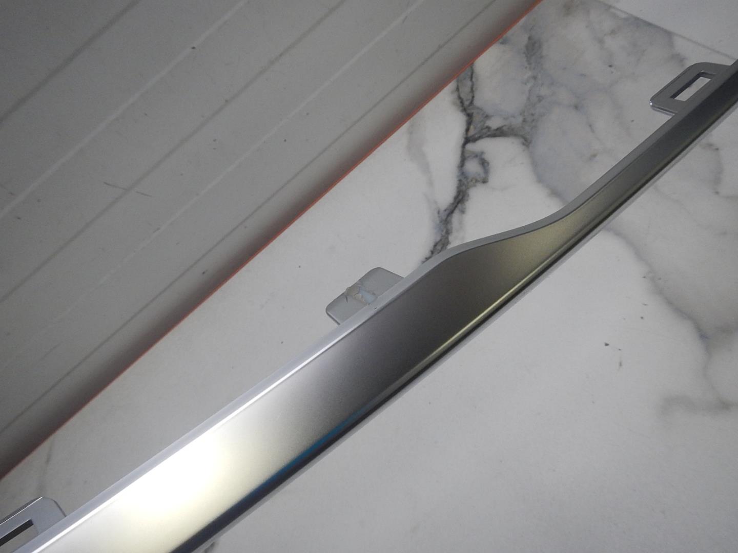 Накладка переднего бампера