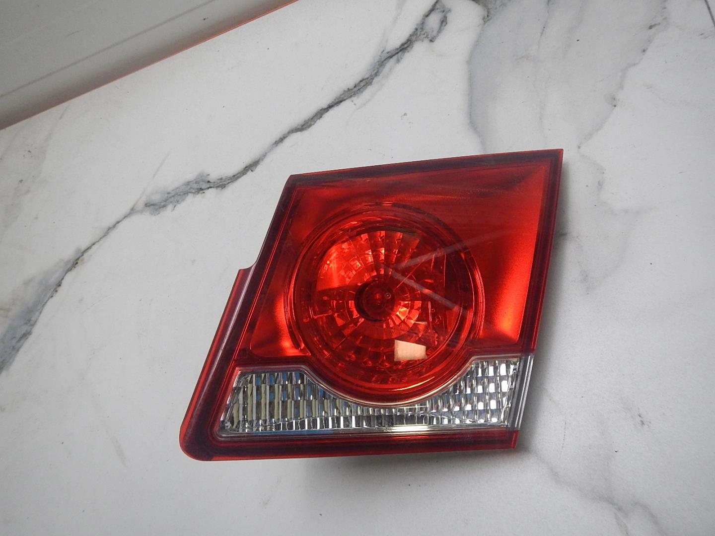 Фонарь задний внутренний правый
