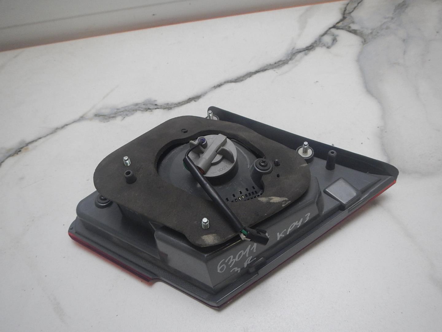 Фонарь задний внутренний правый