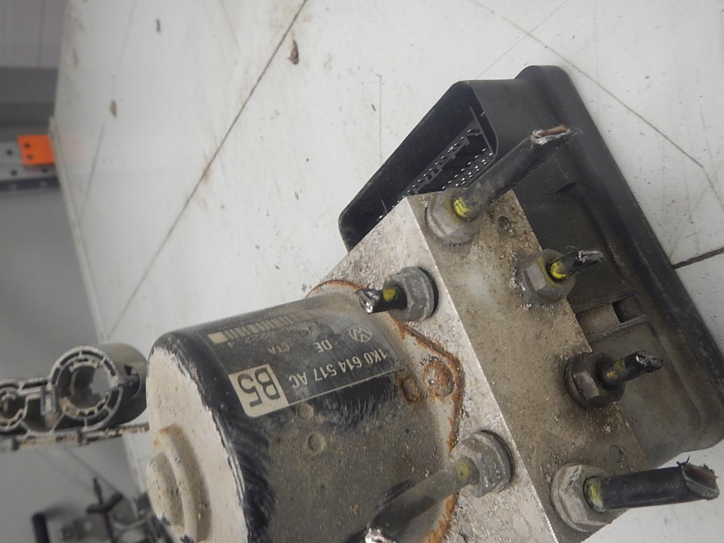 Блок ABS (насос)