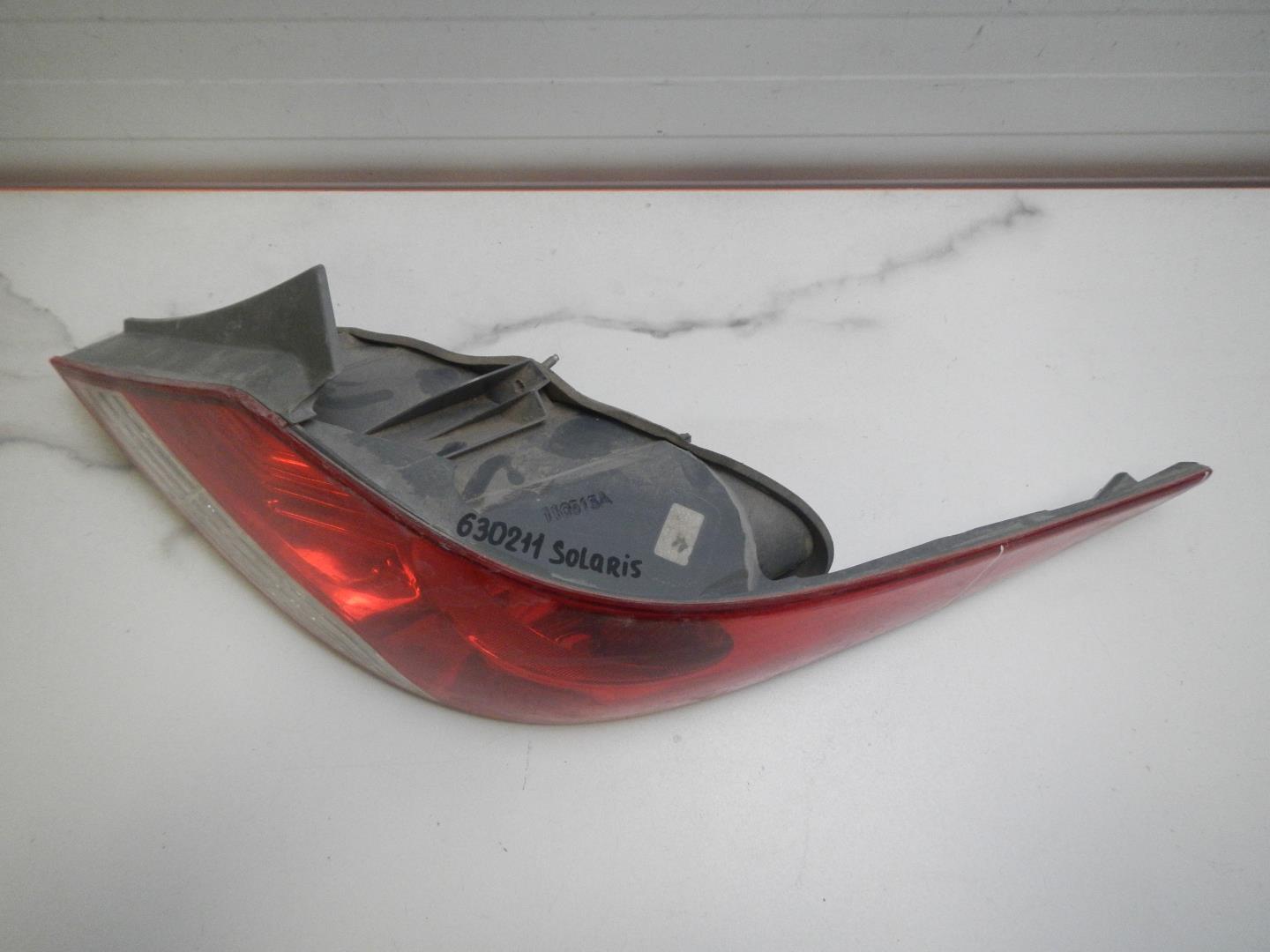 Фонарь задний правый