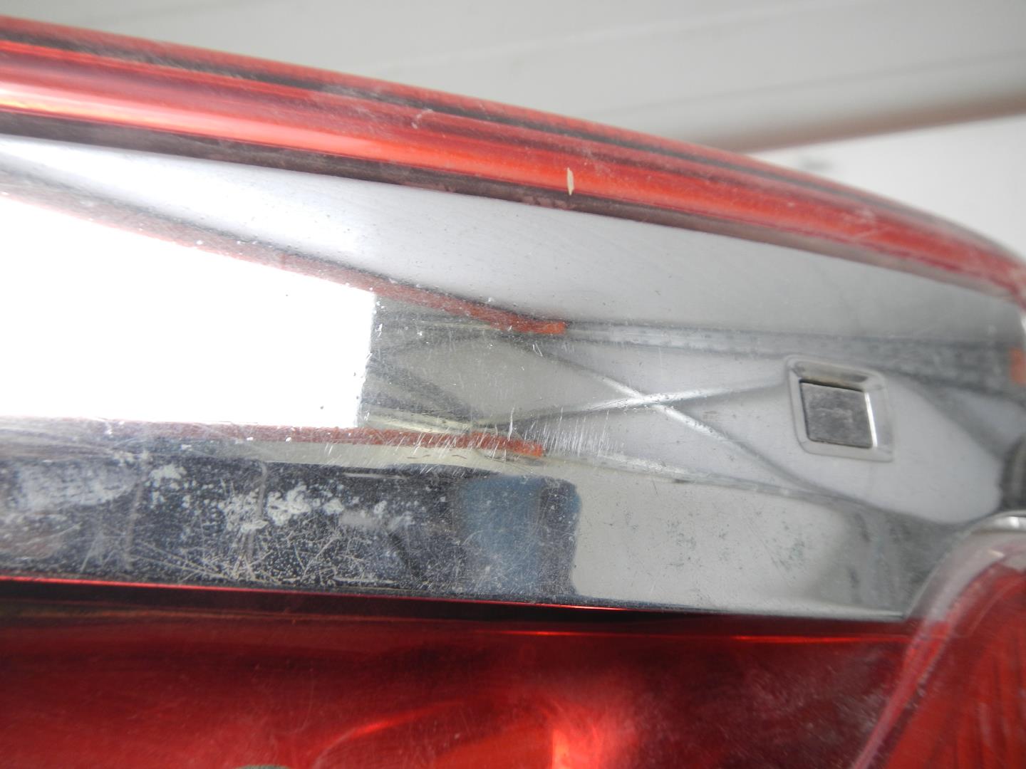 Фонарь задний внутренний правый