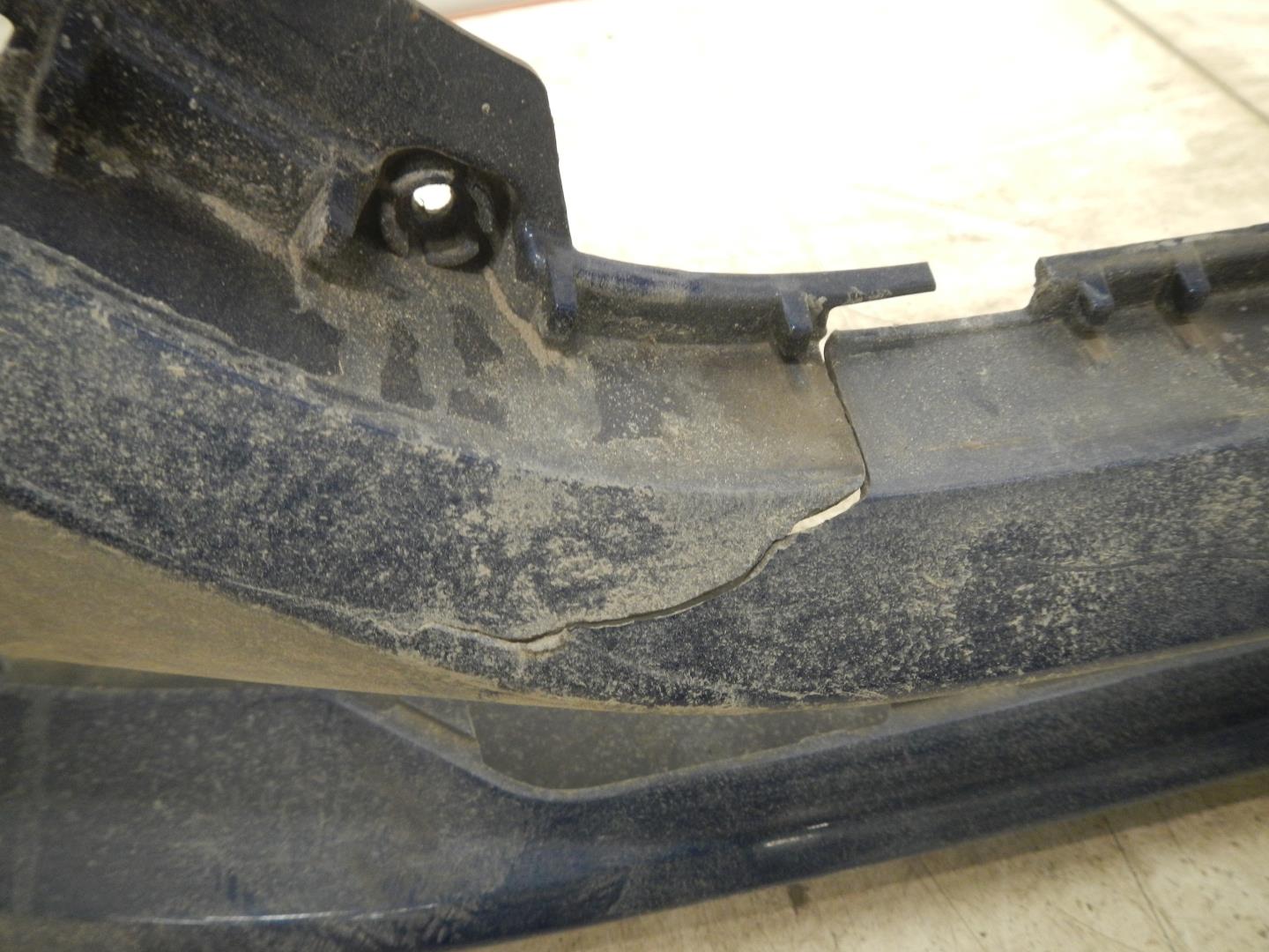 Бампер передний