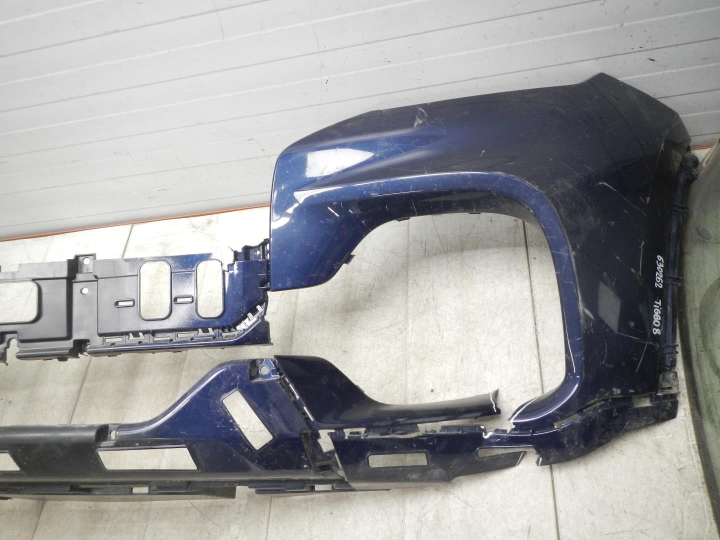 Бампер передний