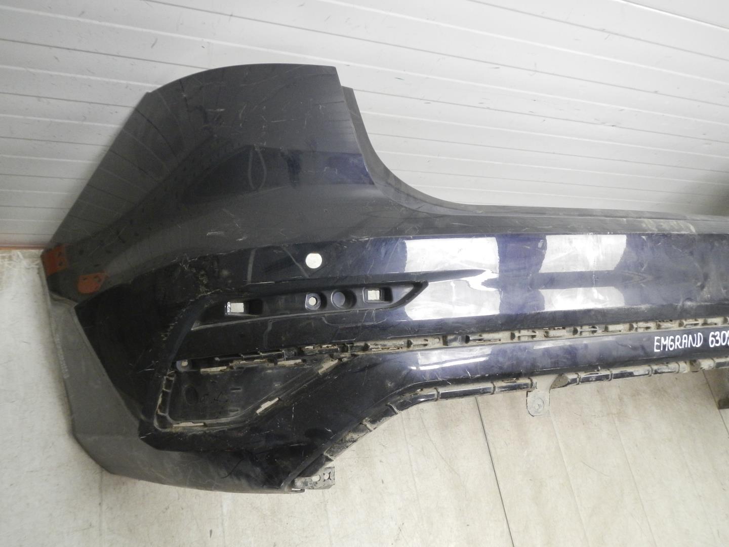 Бампер задний