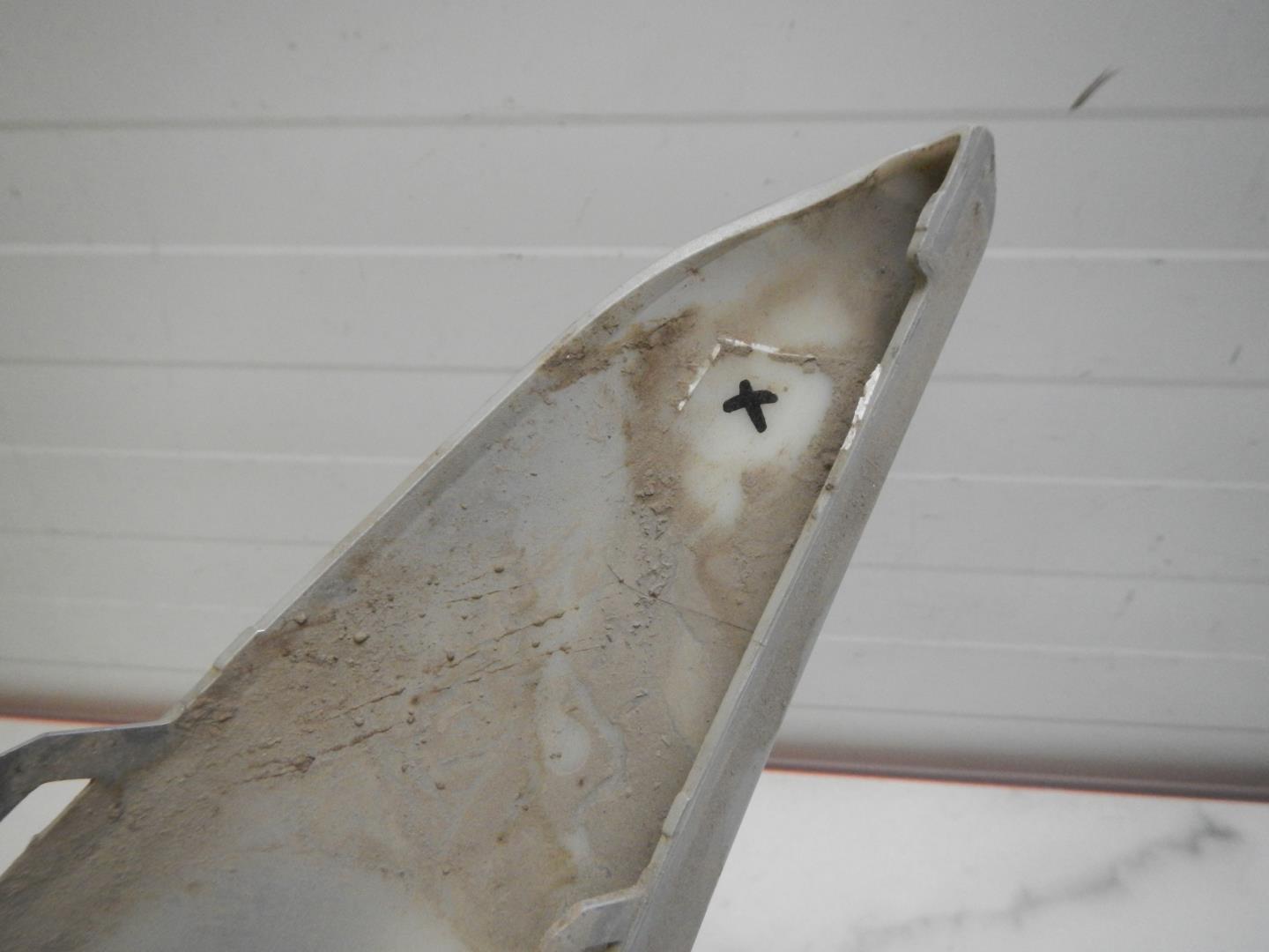 Молдинг заднего бампера