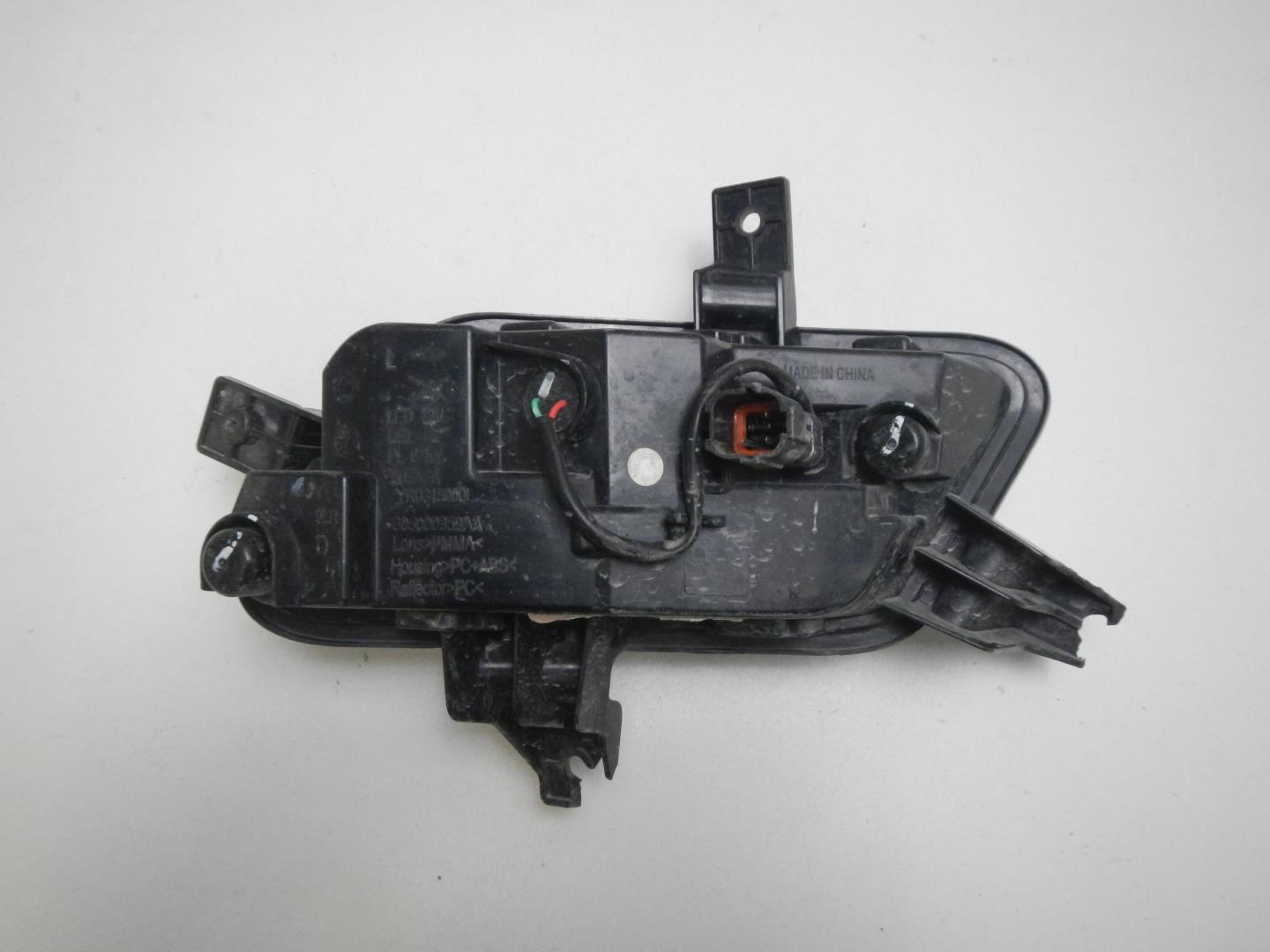 Фара дневного света левая (ходовые огни)