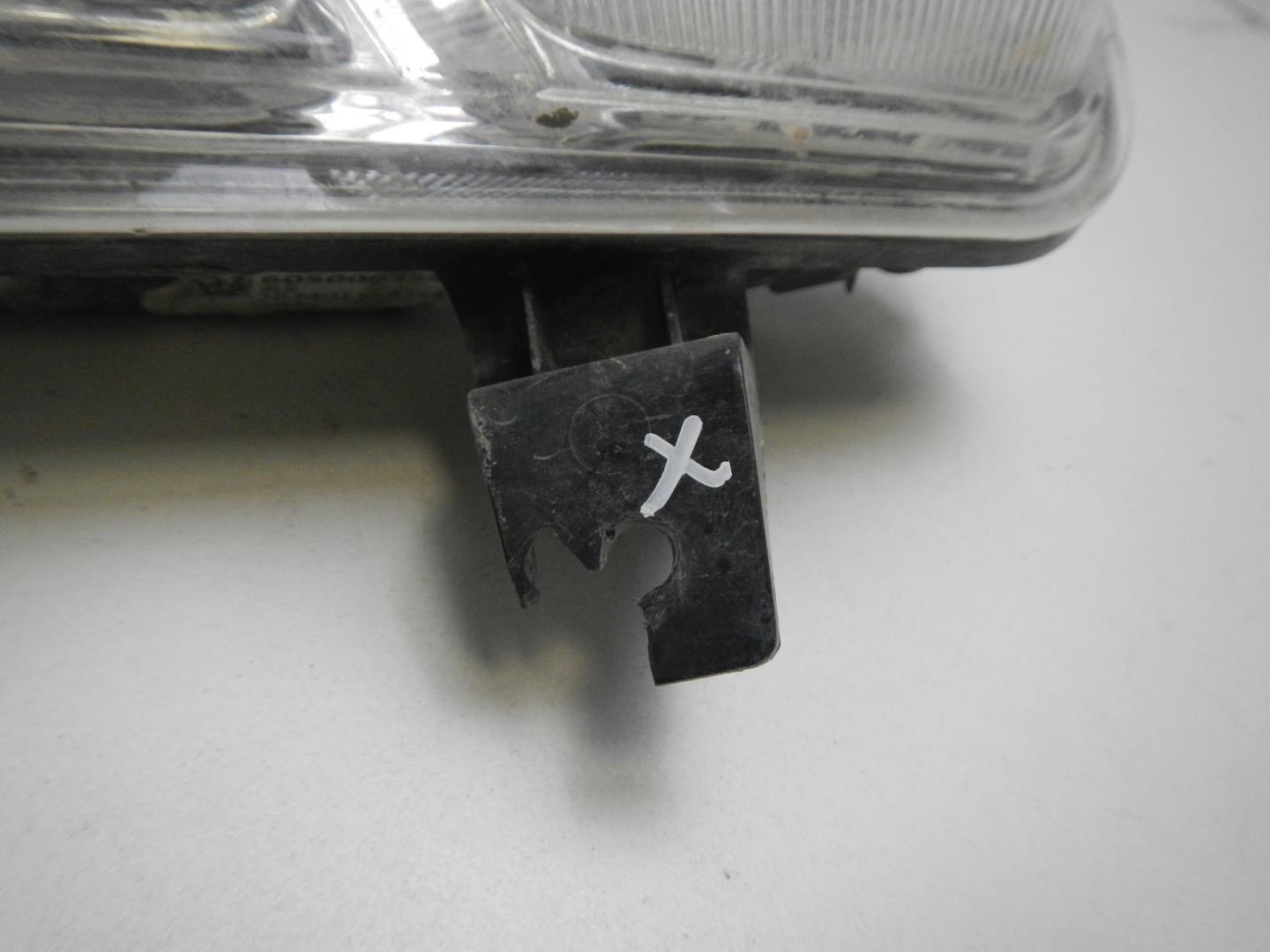 Фара дневного света левая (ходовые огни)