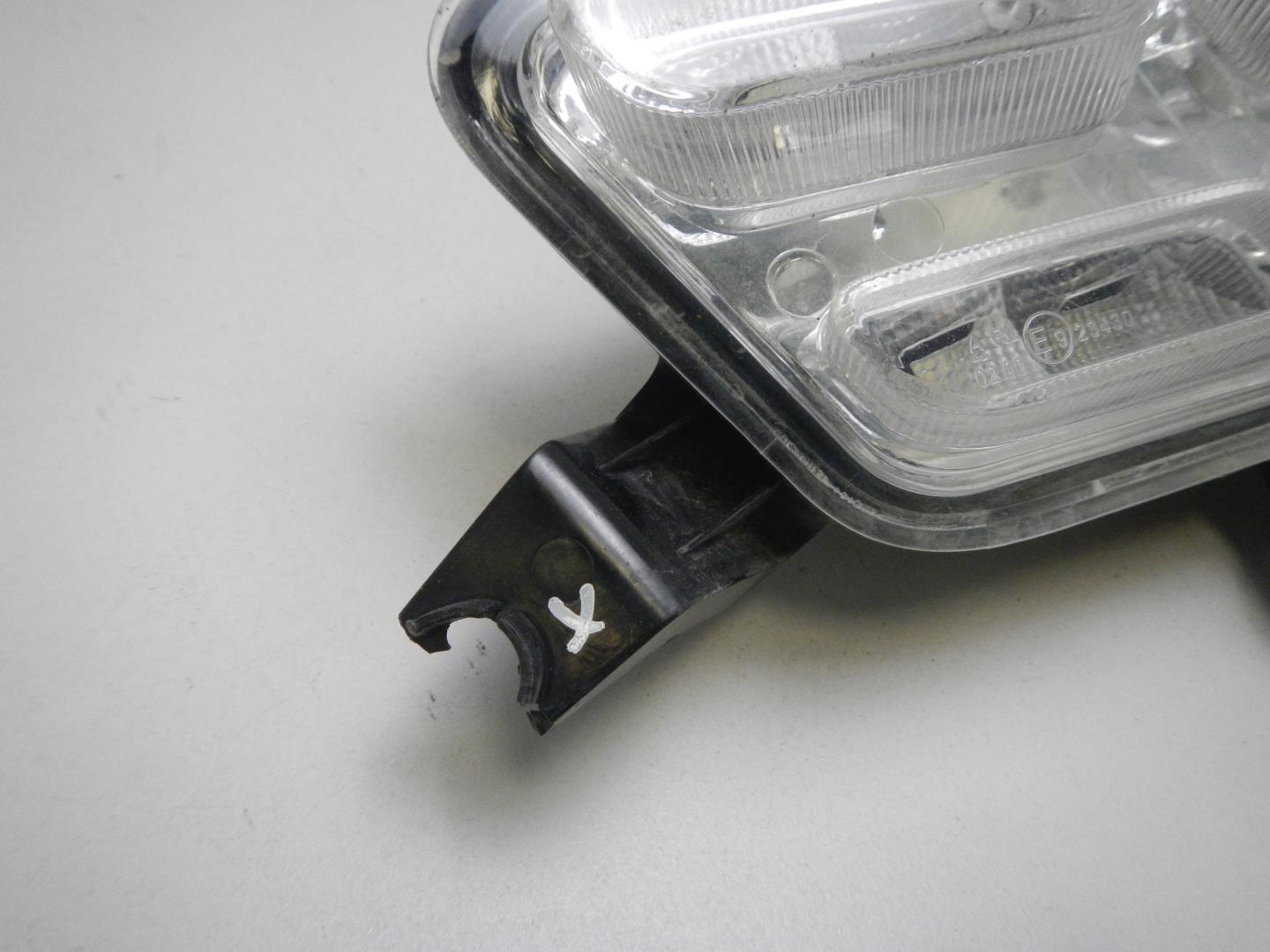 Фара дневного света левая (ходовые огни)