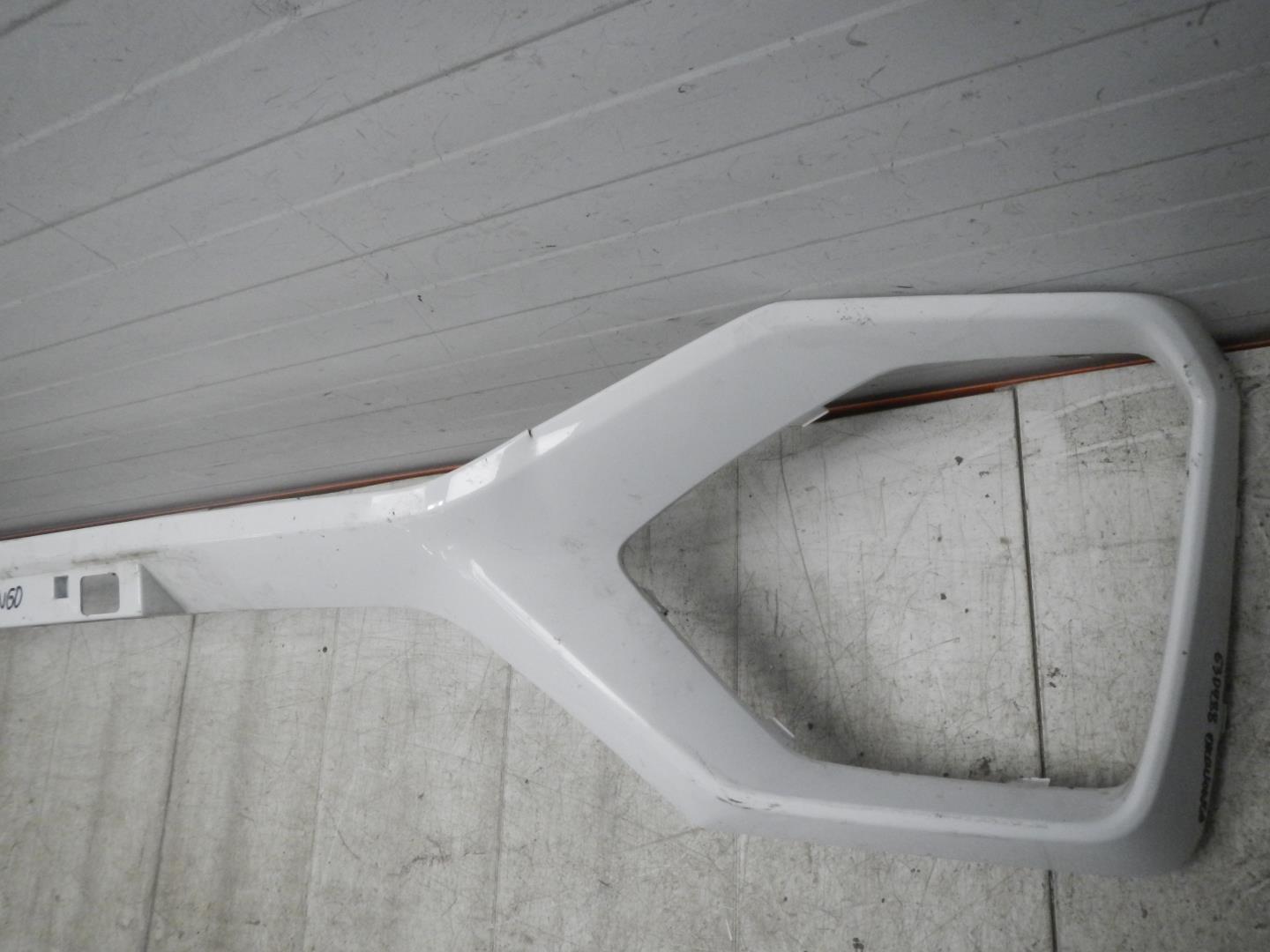 Накладка переднего бампера