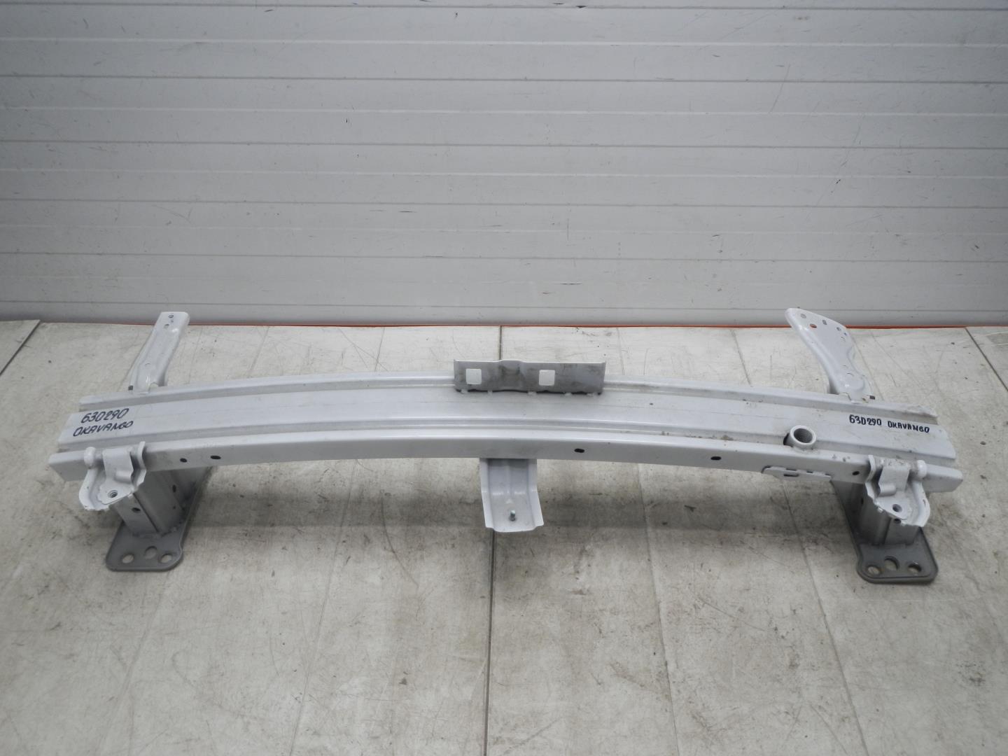 Усилитель заднего бампера