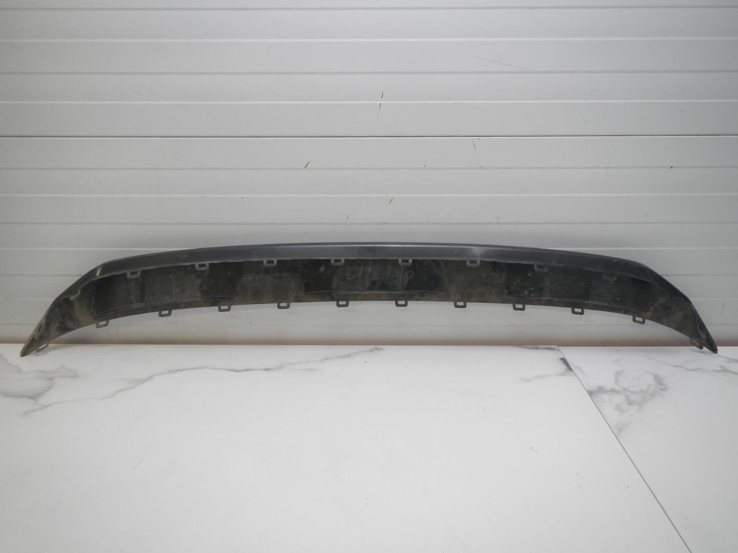 Накладка переднего бампера